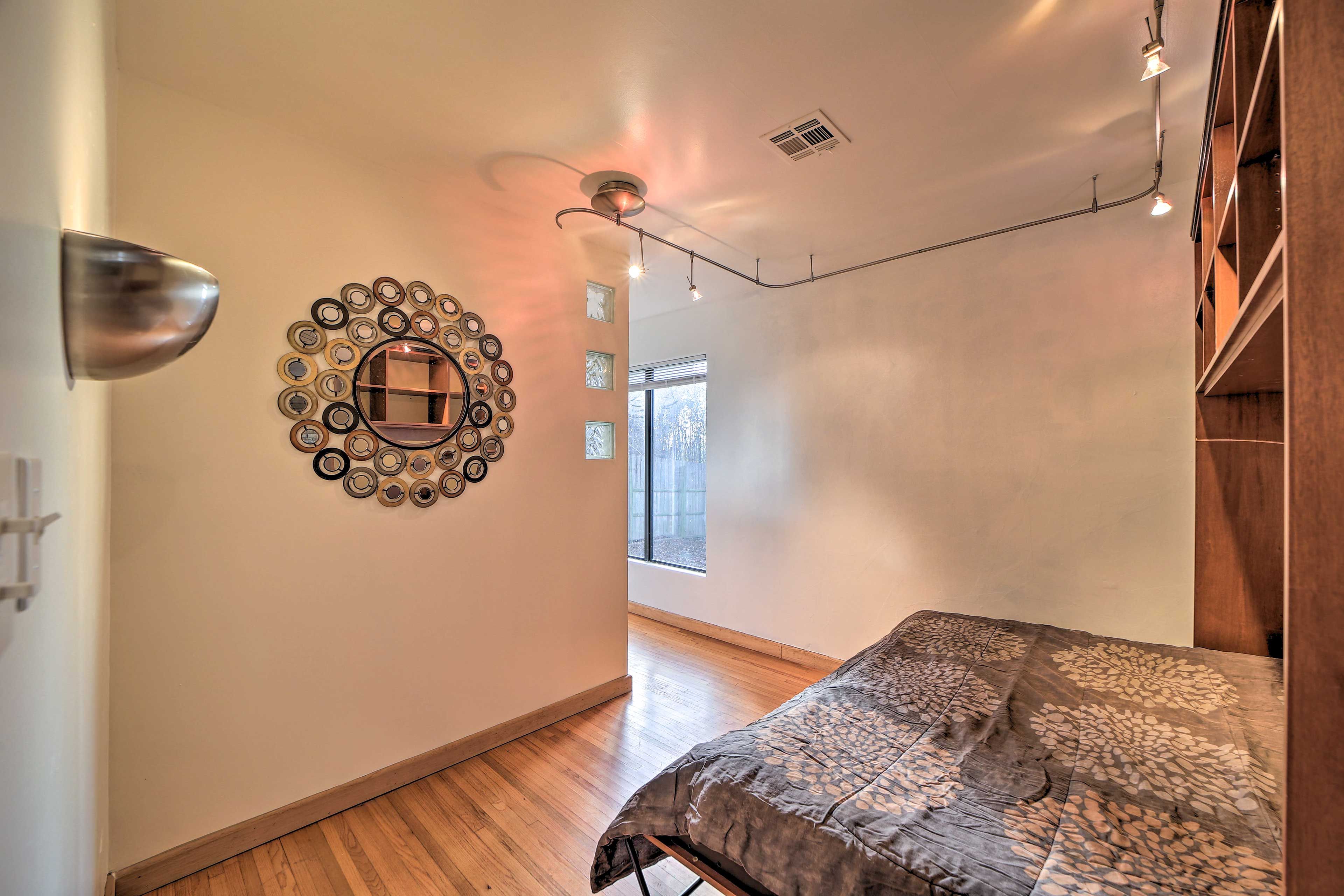Bonus Room | Murphy Bed