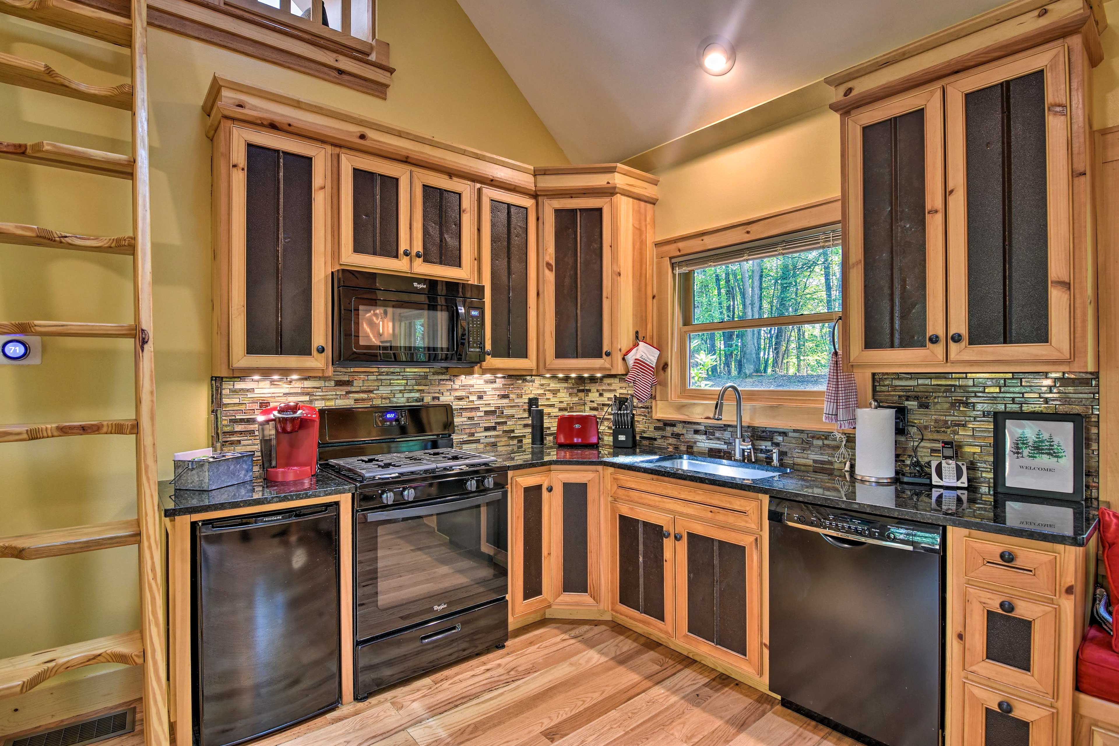 Kitchen | Cooking Basics | Dishware/Flatware