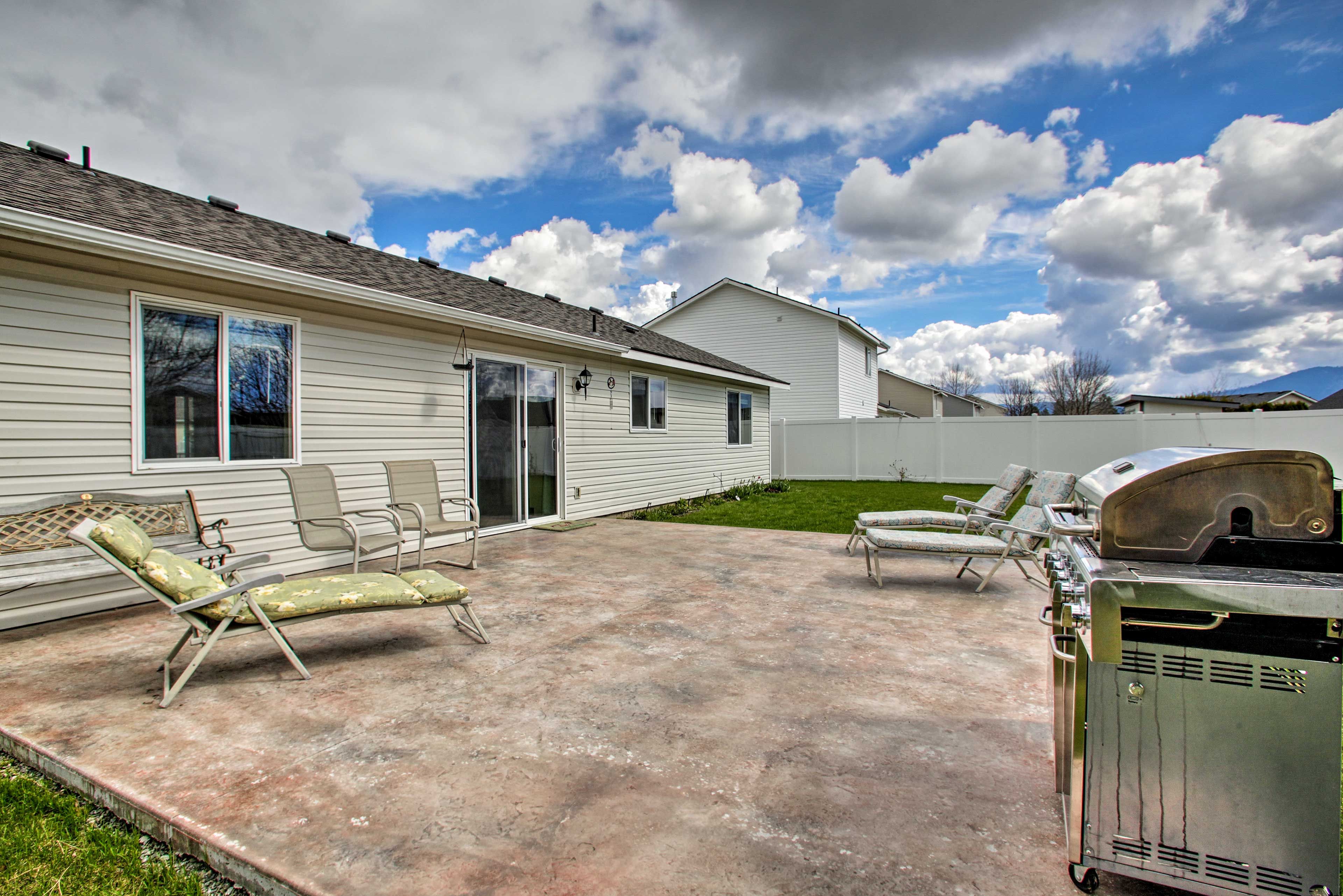 Step outside and start up the gas grill for a BBQ on the patio.