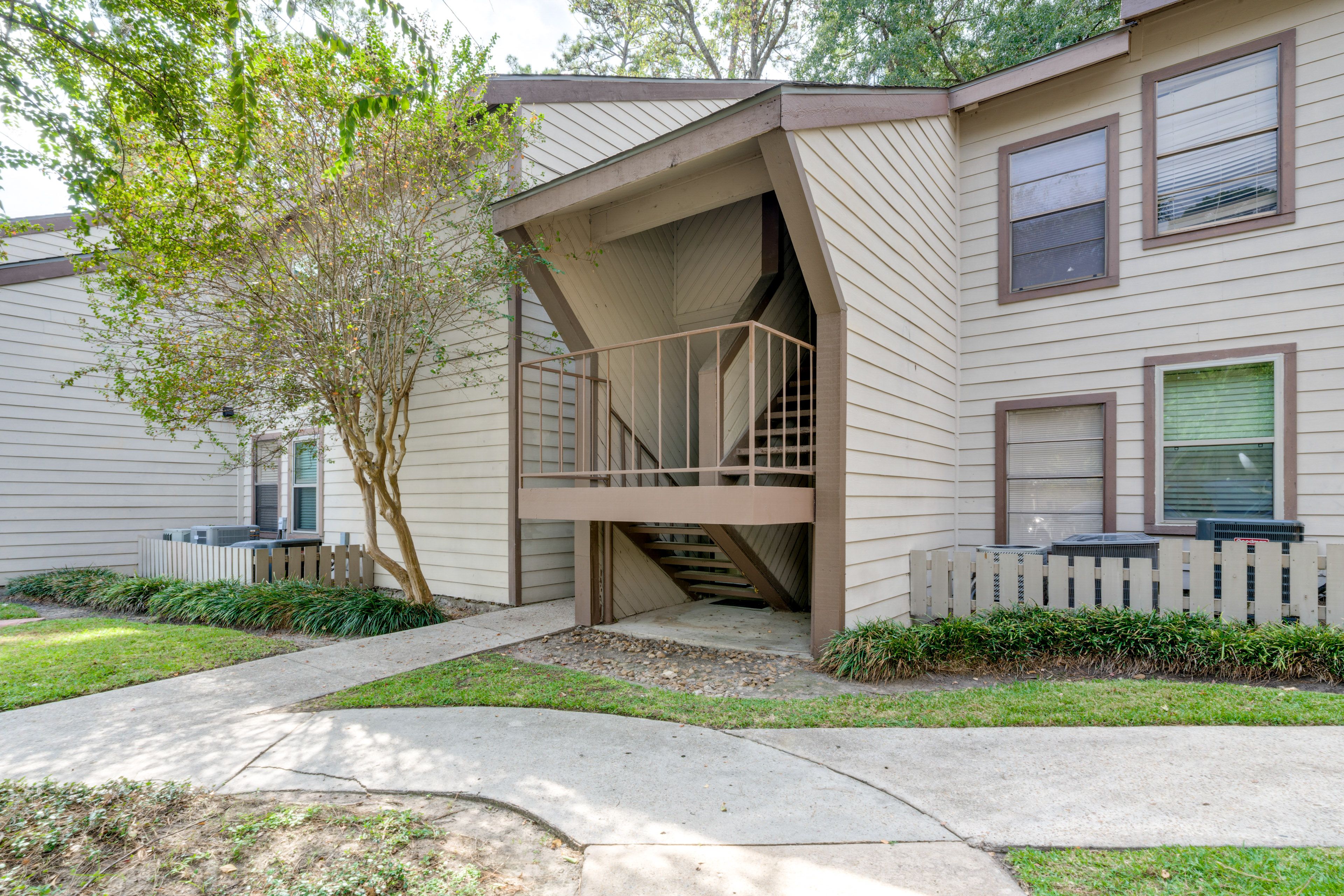 Parking | Community Parking Lot (2 Vehicles; Passes Provided)
