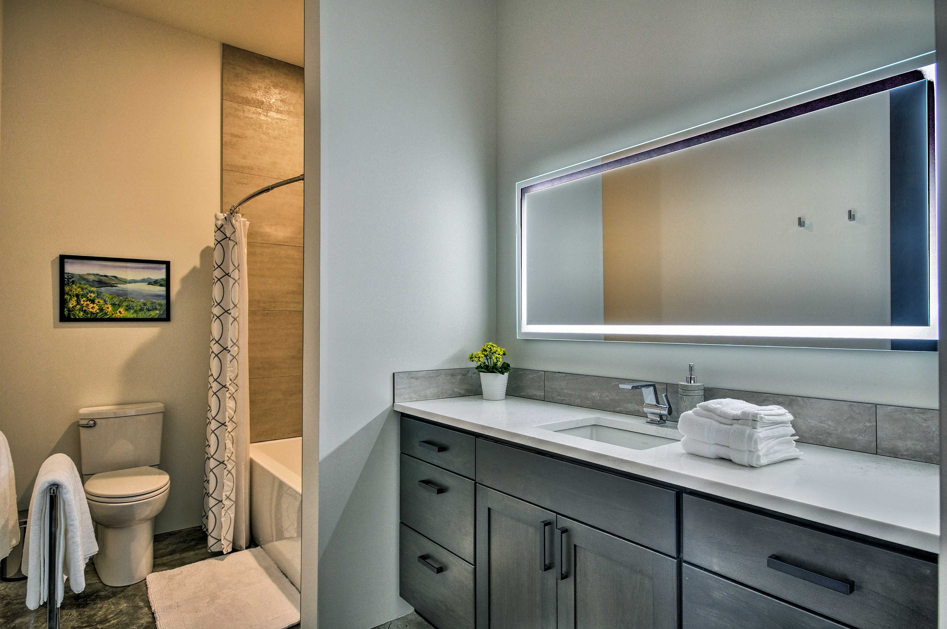 Full Bathroom