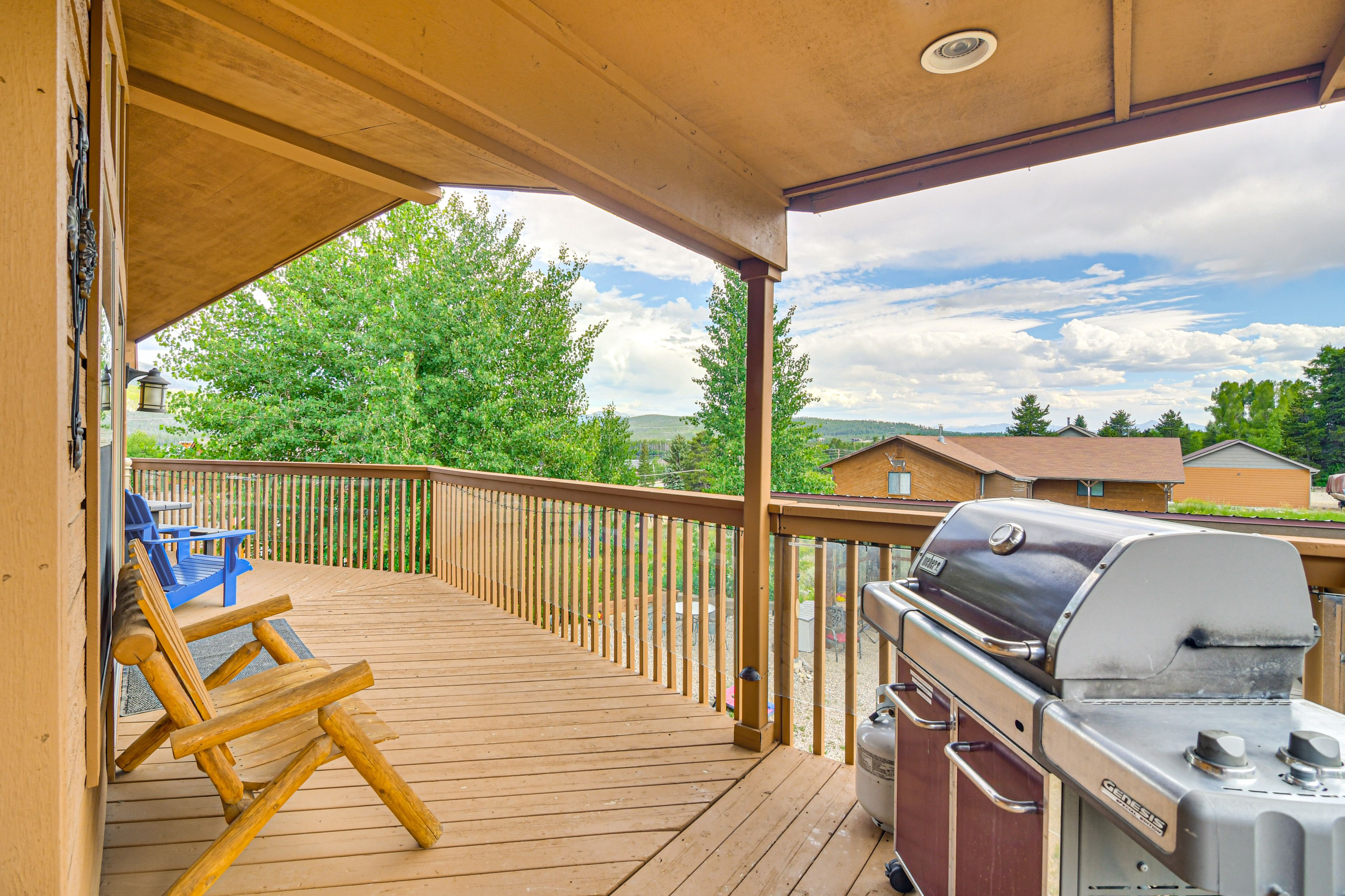 Furnished Deck