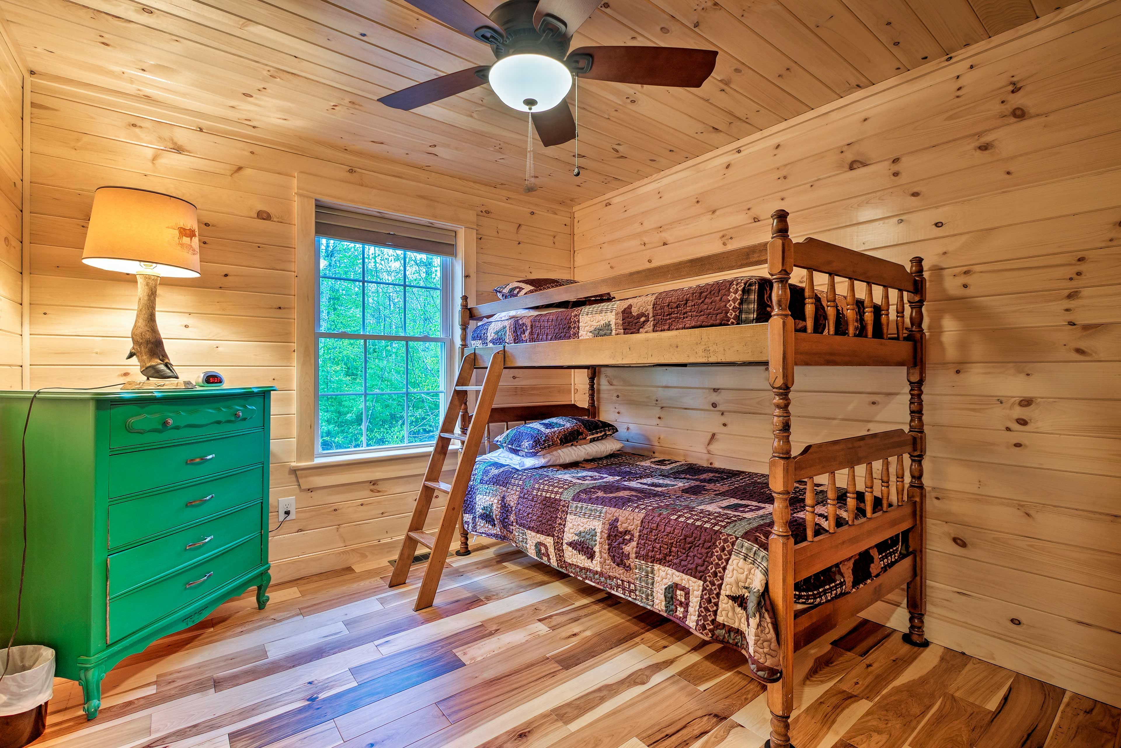 Bedroom 3 | Twin Bunk Bed