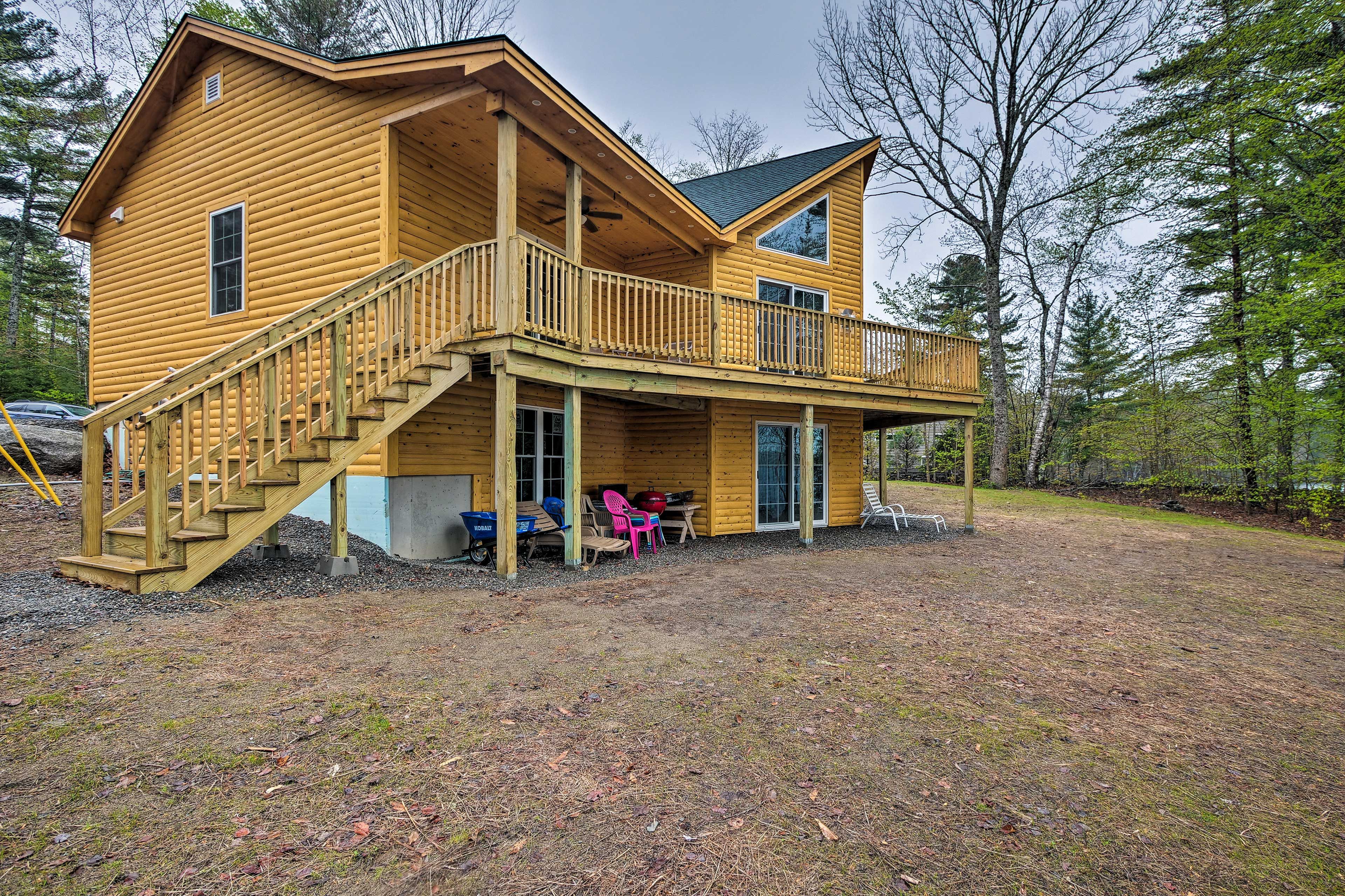 Spacious Yard | Fire Pit