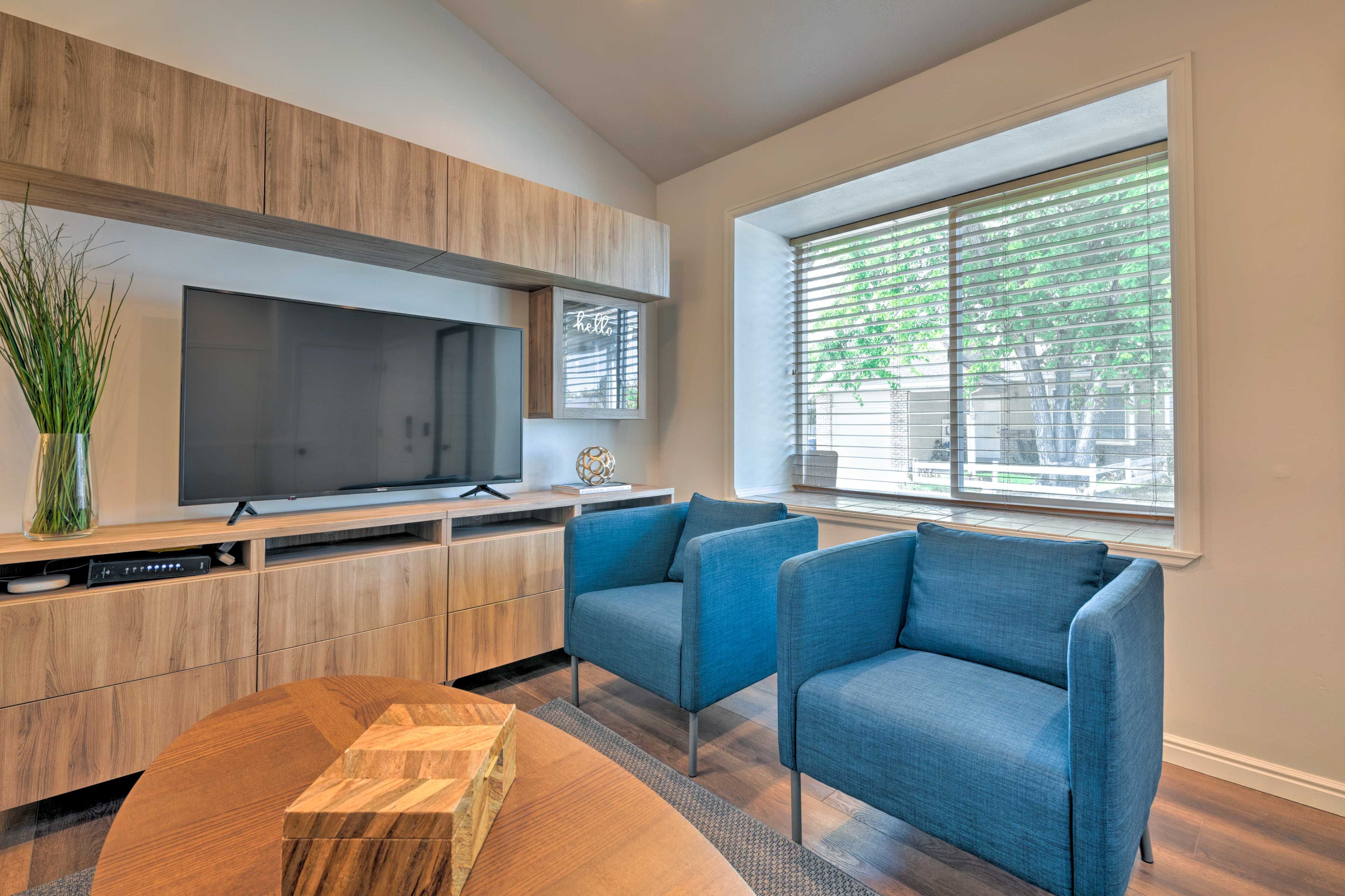With 3 bedrooms and 2 bathrooms, your group of 8 can comfortably stay in SLC!