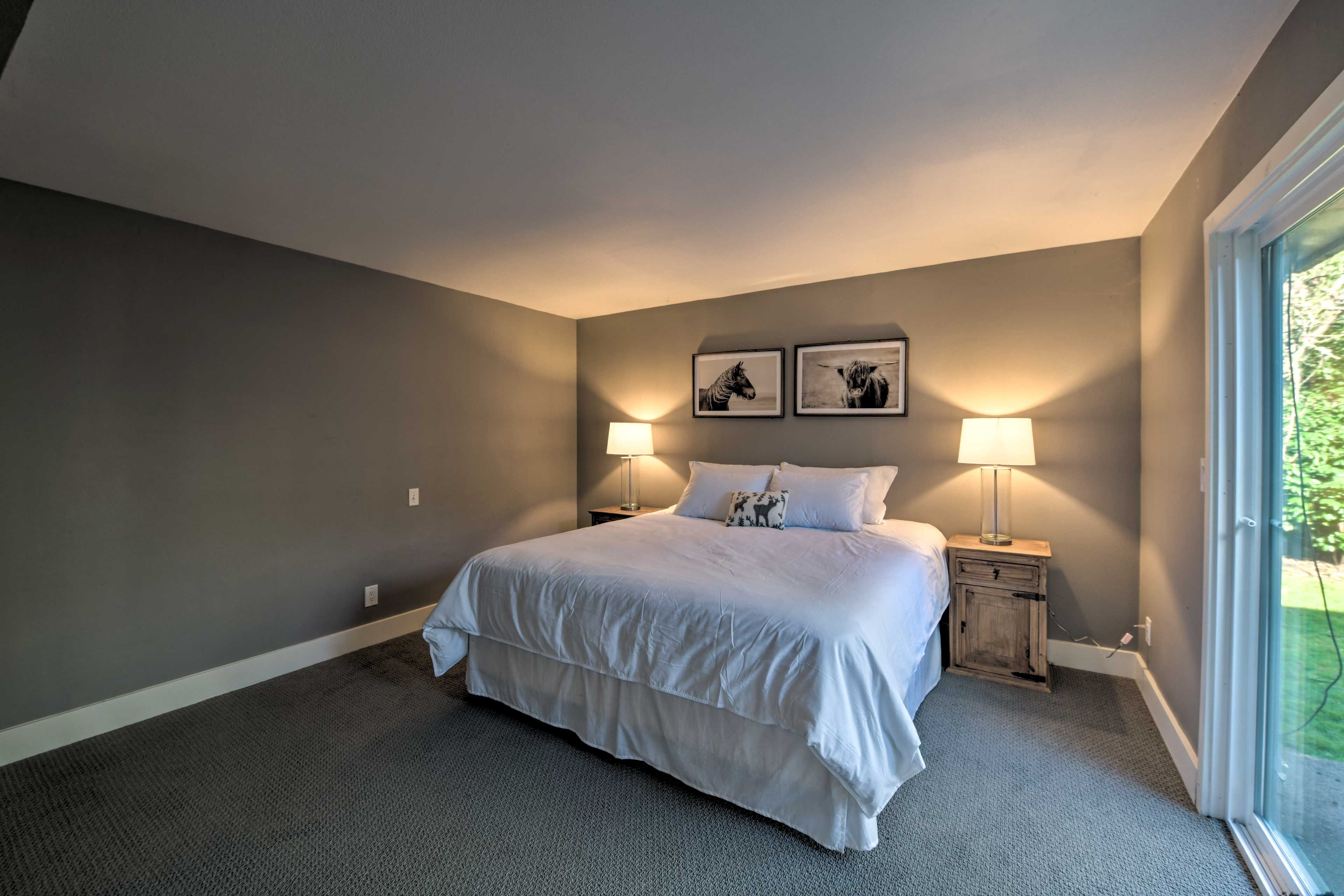 Fall asleep quickly in the king-sized bed.
