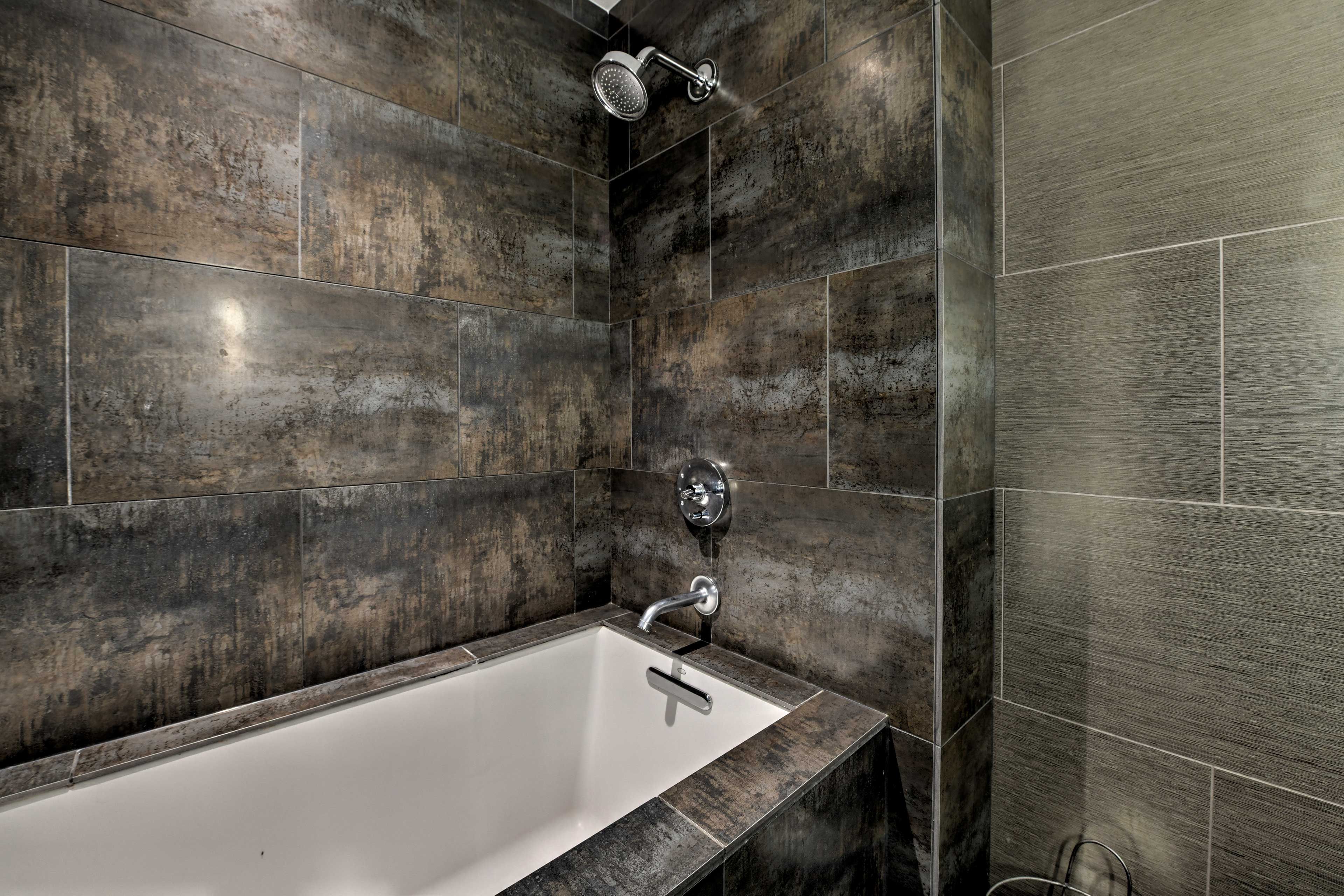 Take a shower under the rainfall shower head.