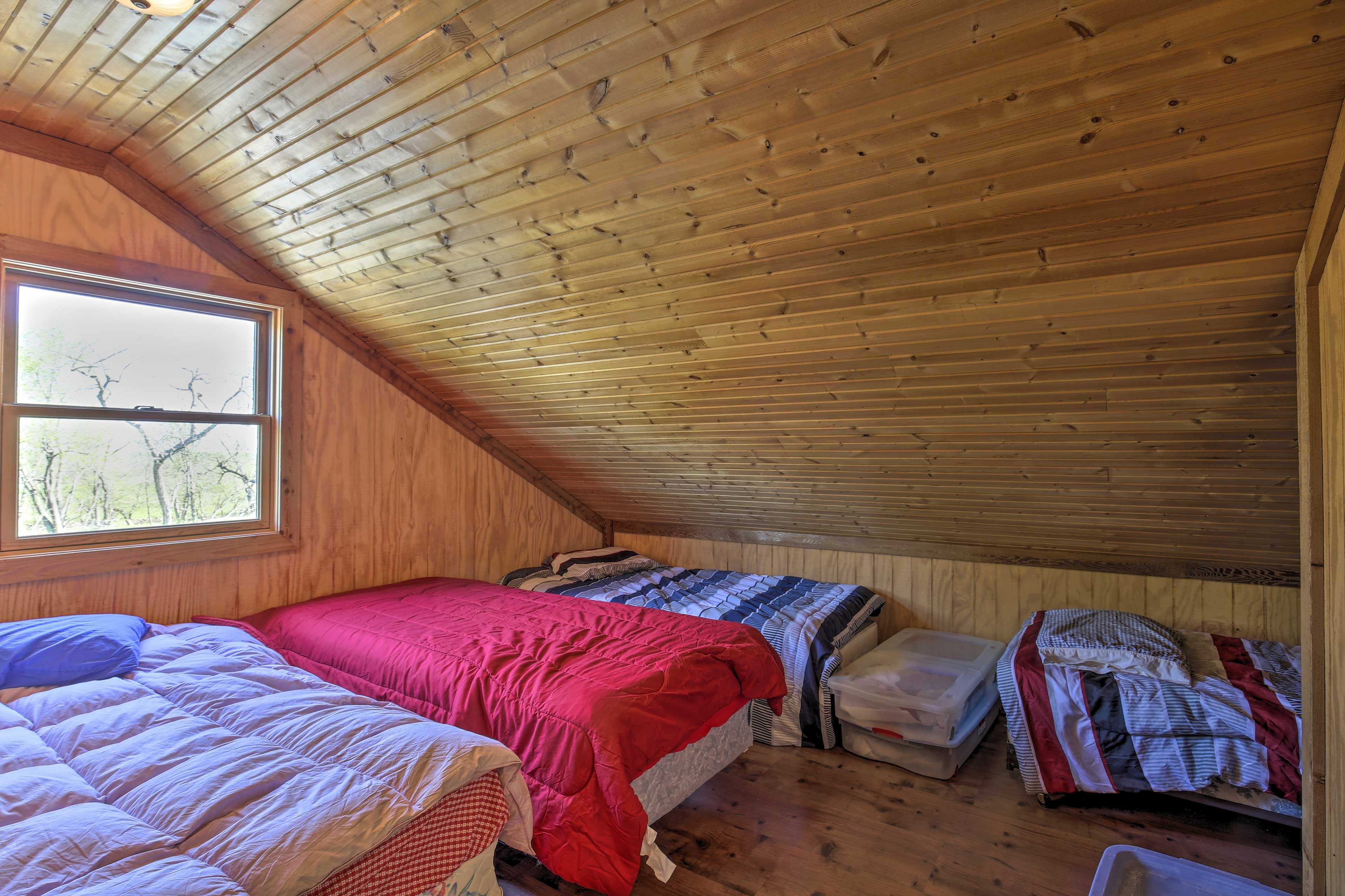 Bedroom 3 | 4 Twin Beds