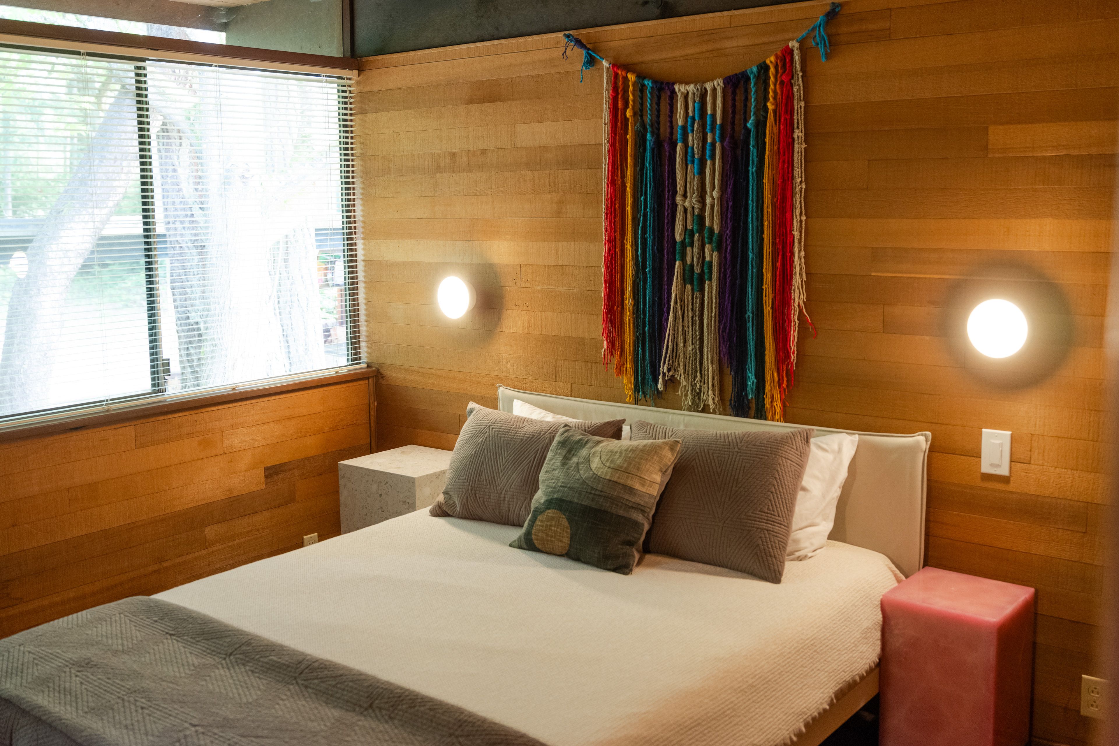 Bedroom 2 | Queen Bed
