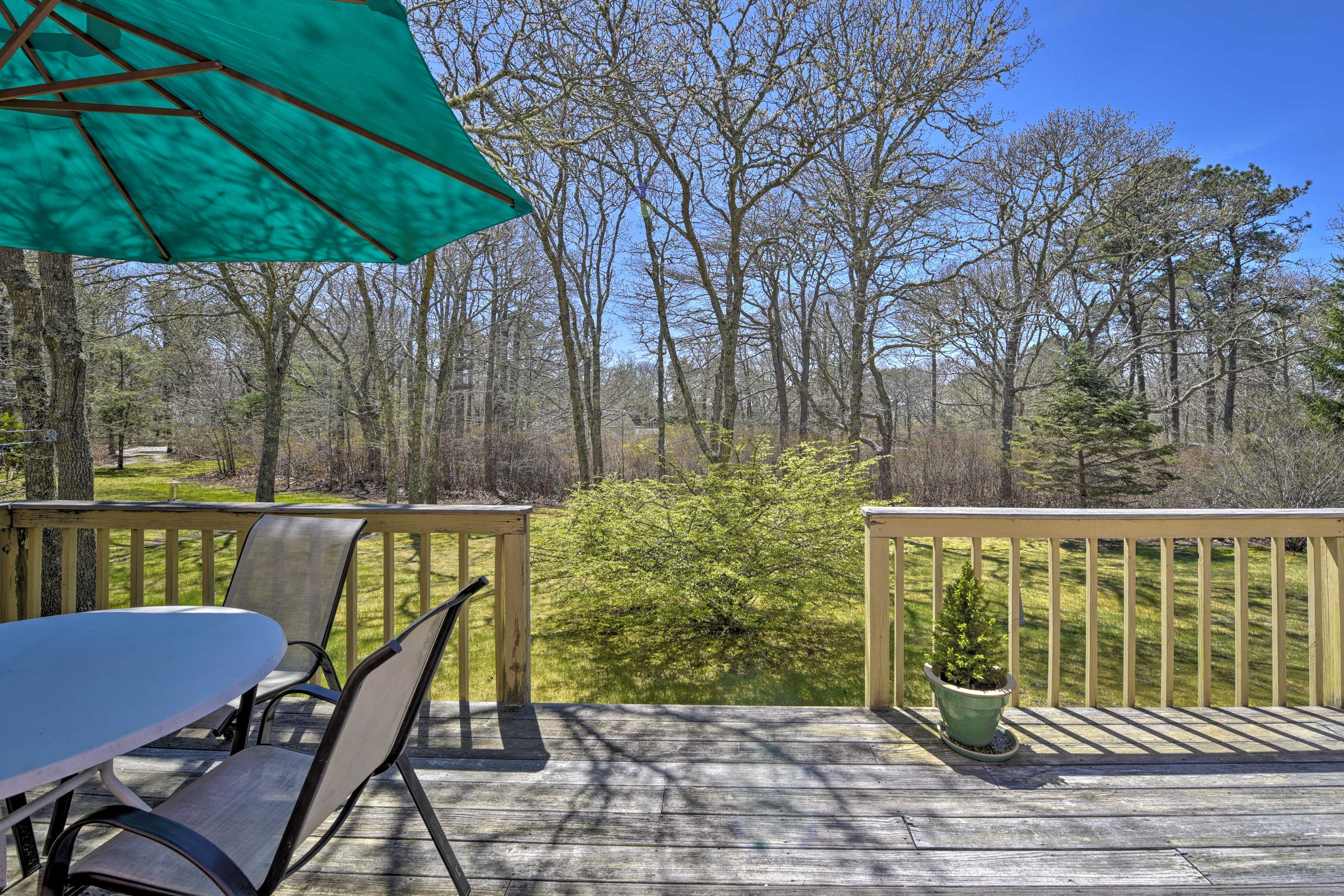 Deck | Dining Area