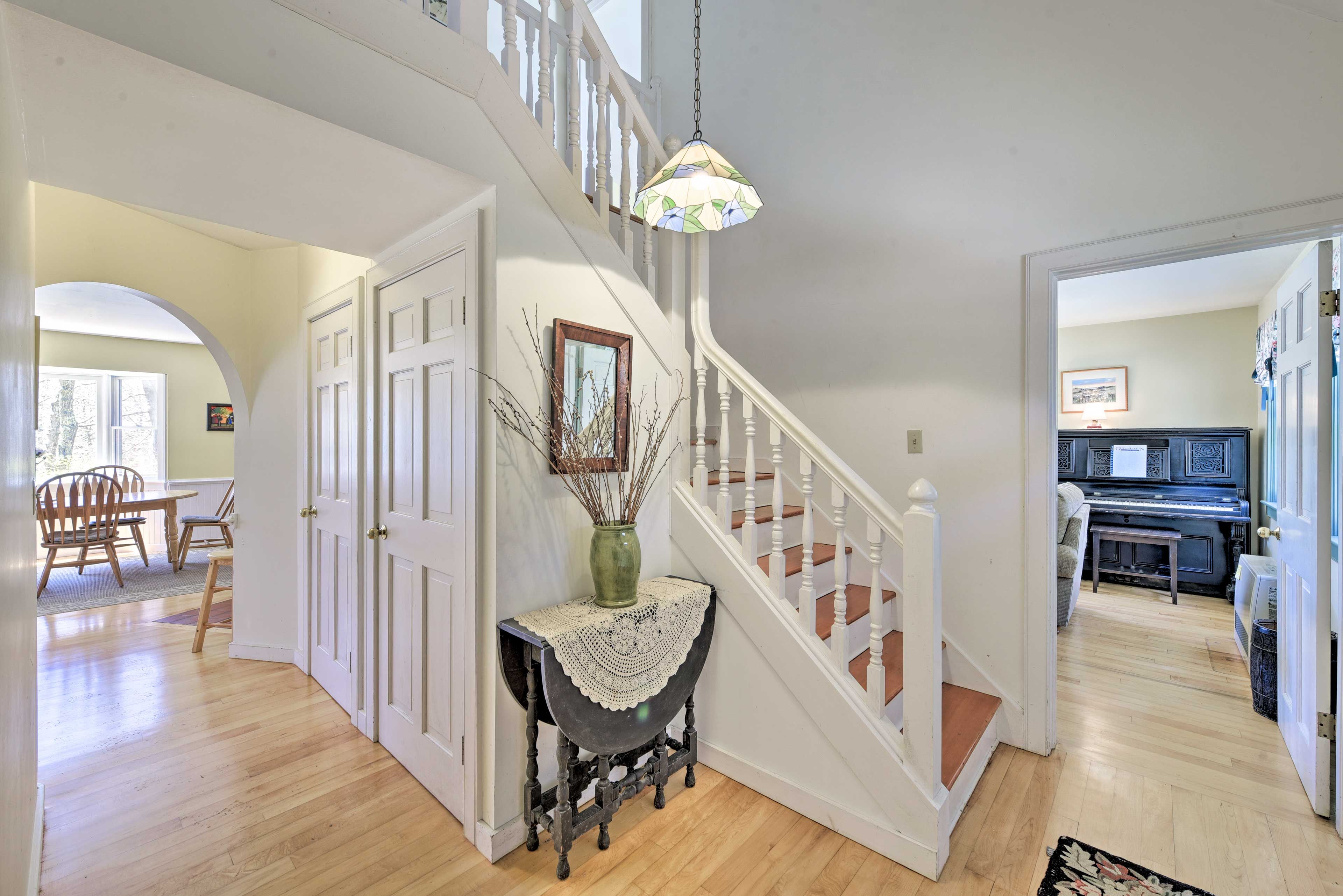 Hallway | Stairs to 2nd Floor