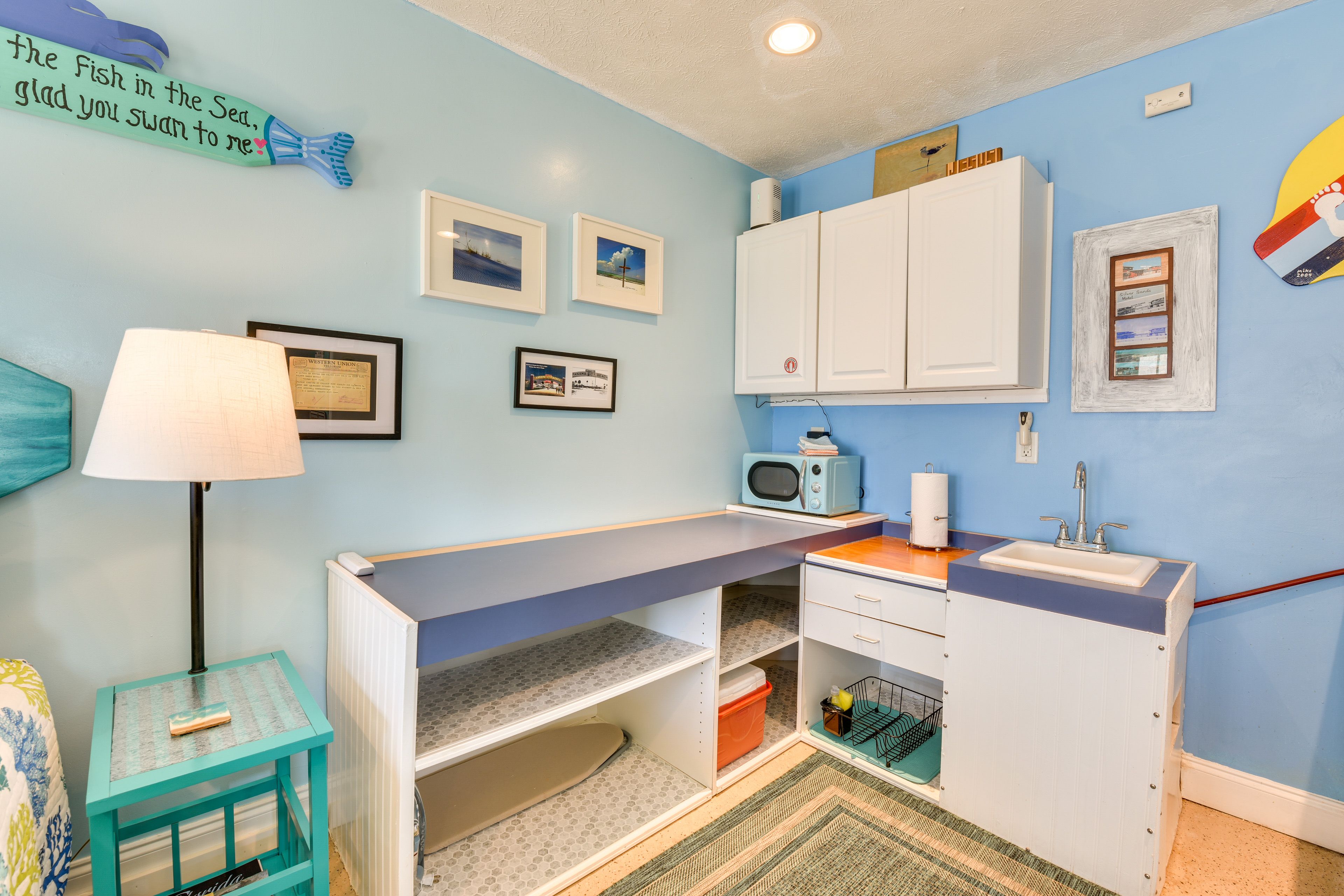 Kitchenette