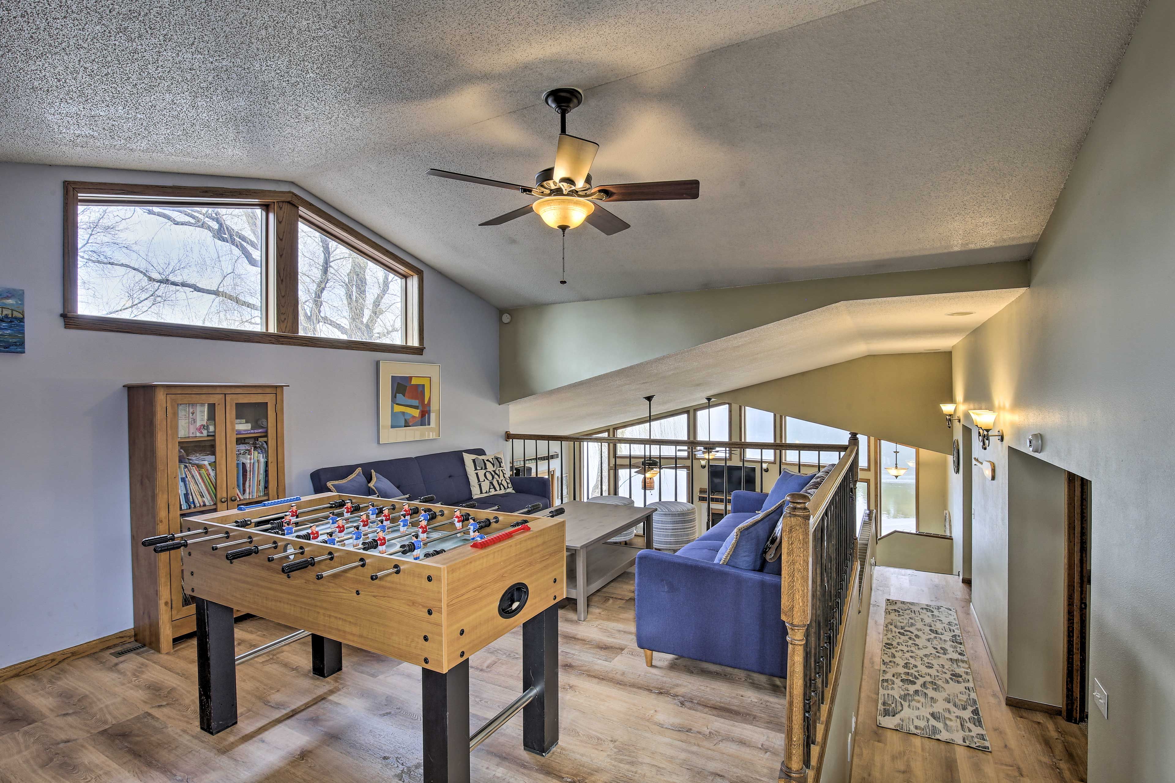 Game Room | 2 Futons