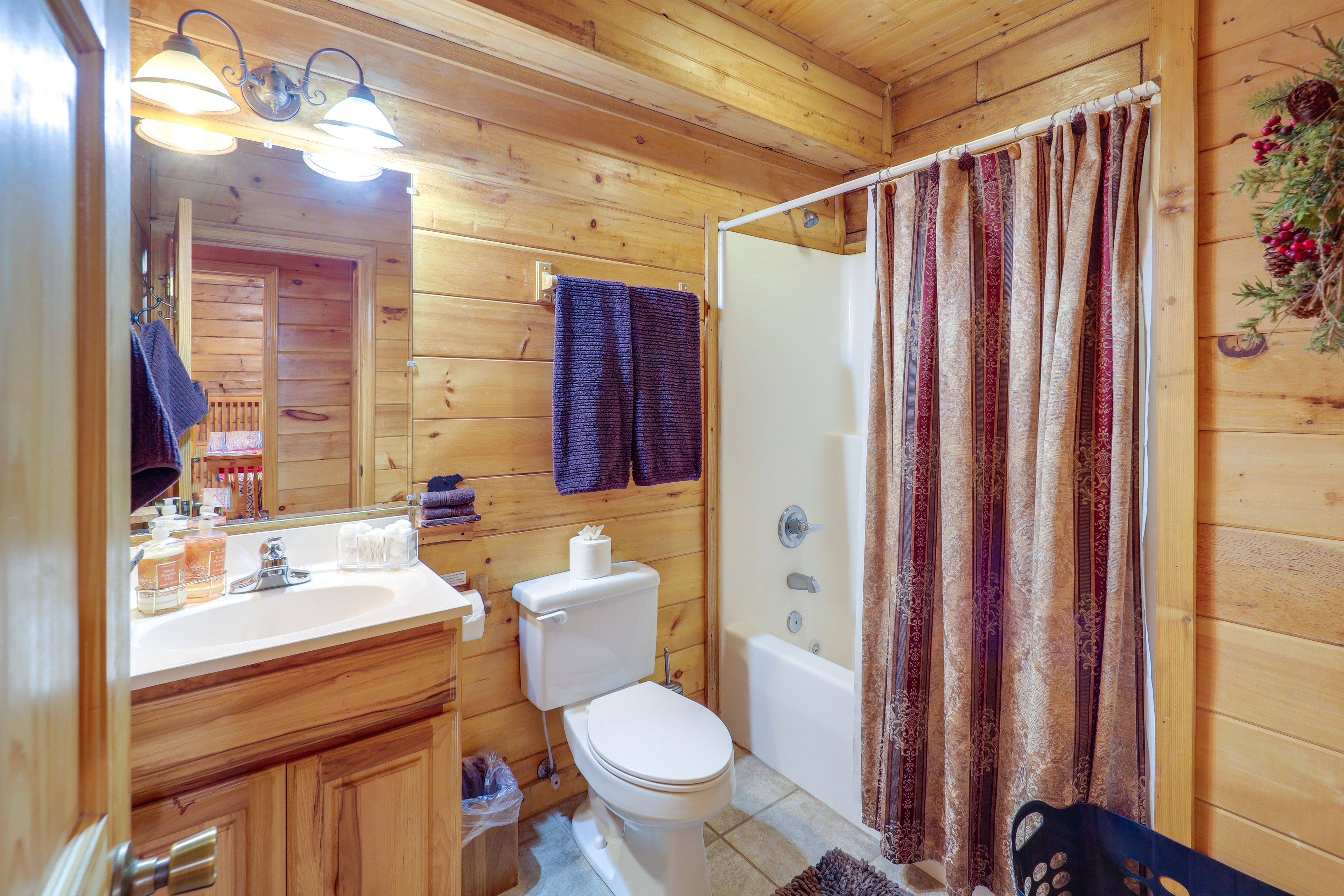 Full Bathroom