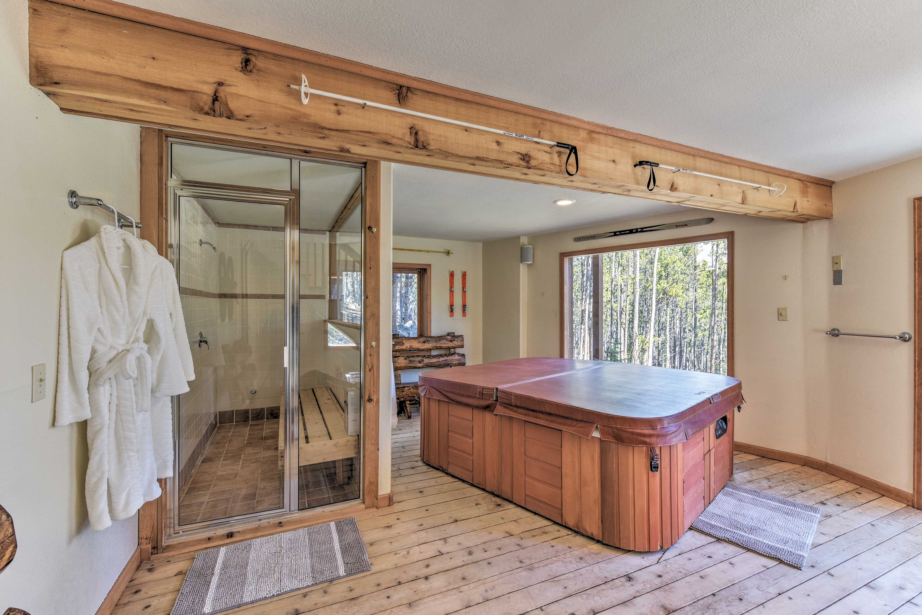 Spoil yourself with the vacation rental's hot tub and steam shower!