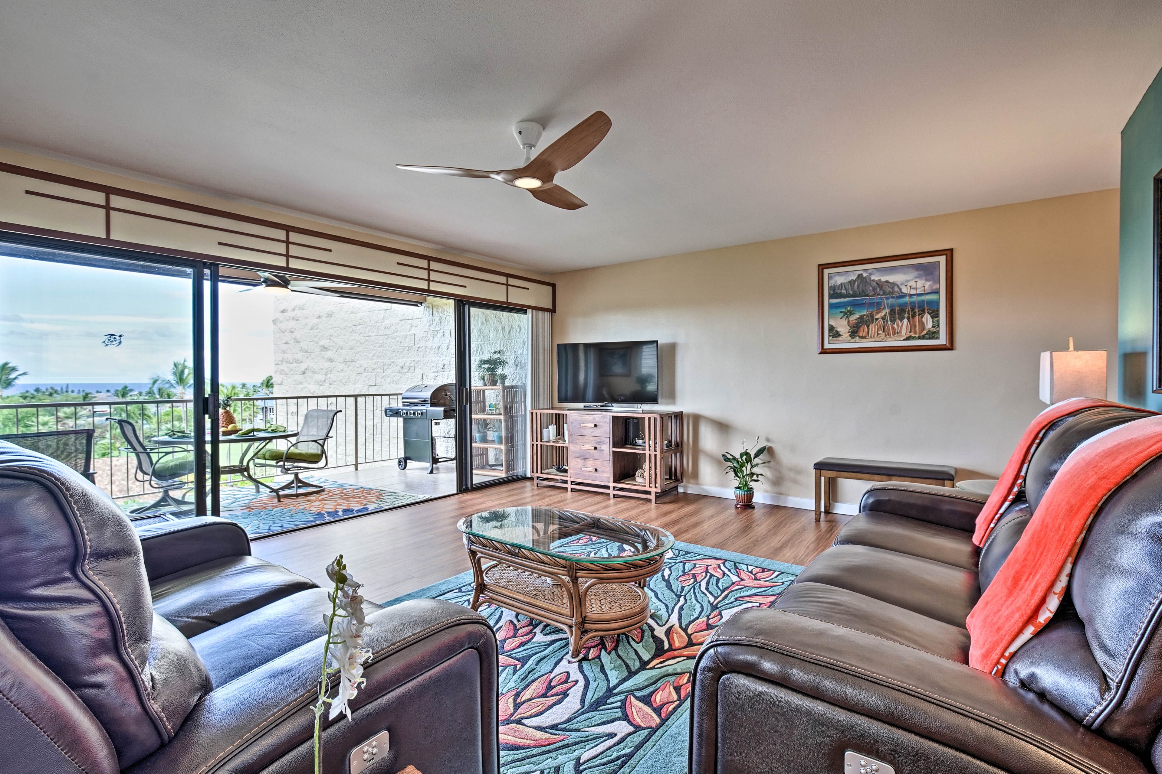 Living Room | Free WiFi | Window A/C Unit