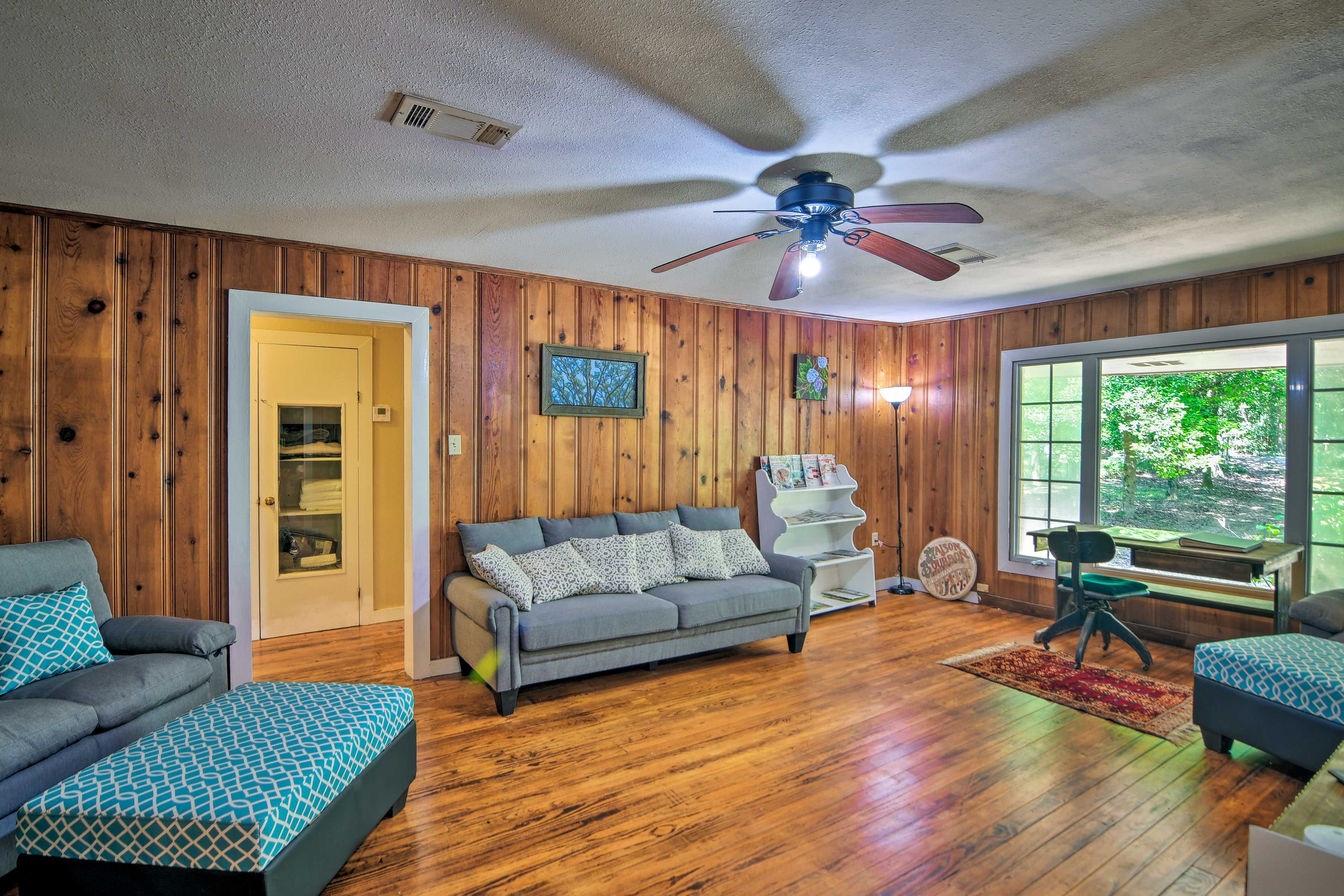 Living Room | Central Heat & A/C | Fireplace