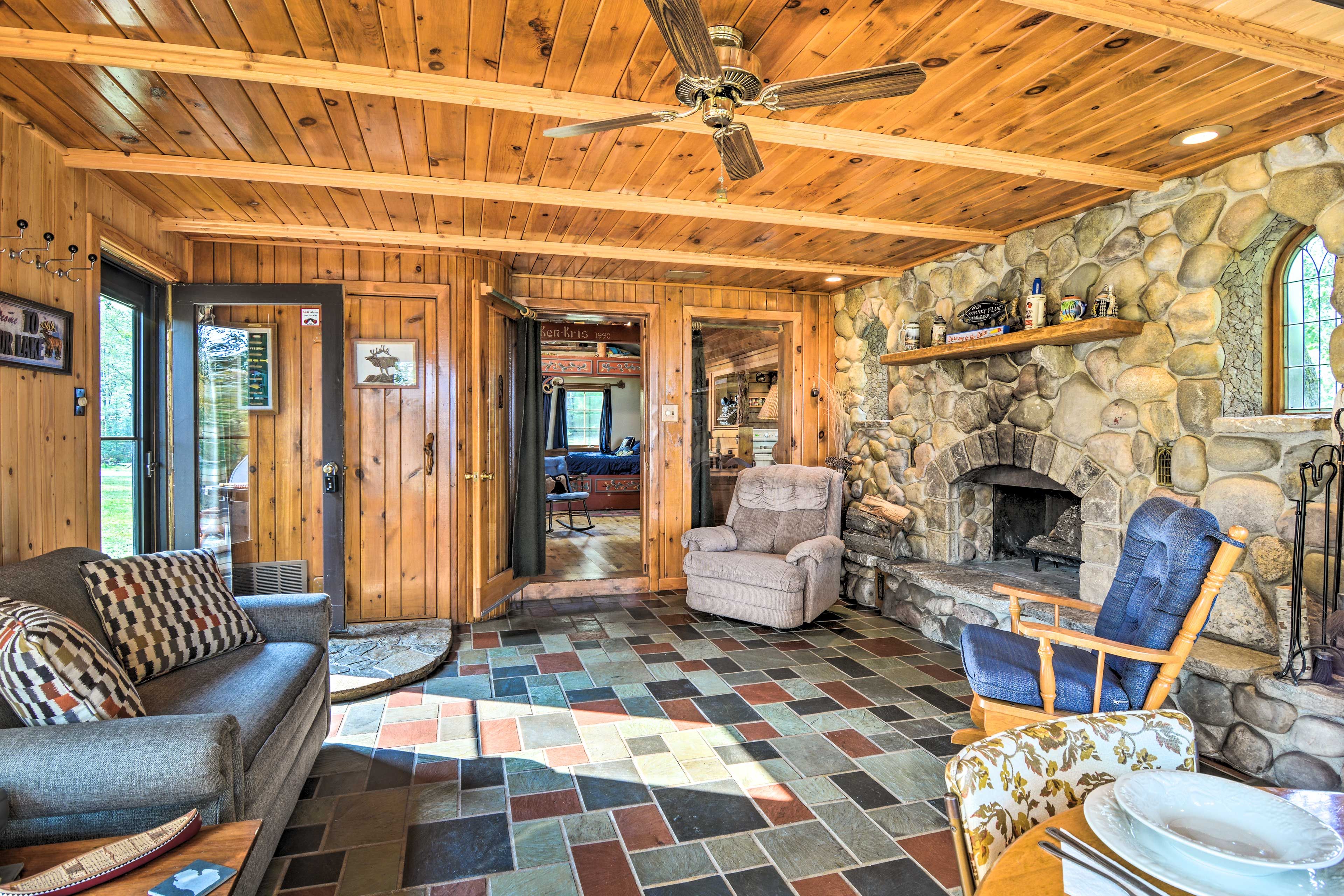 Main Living Area | Full Sleeper Sofa | Twin Sleeper Sofa