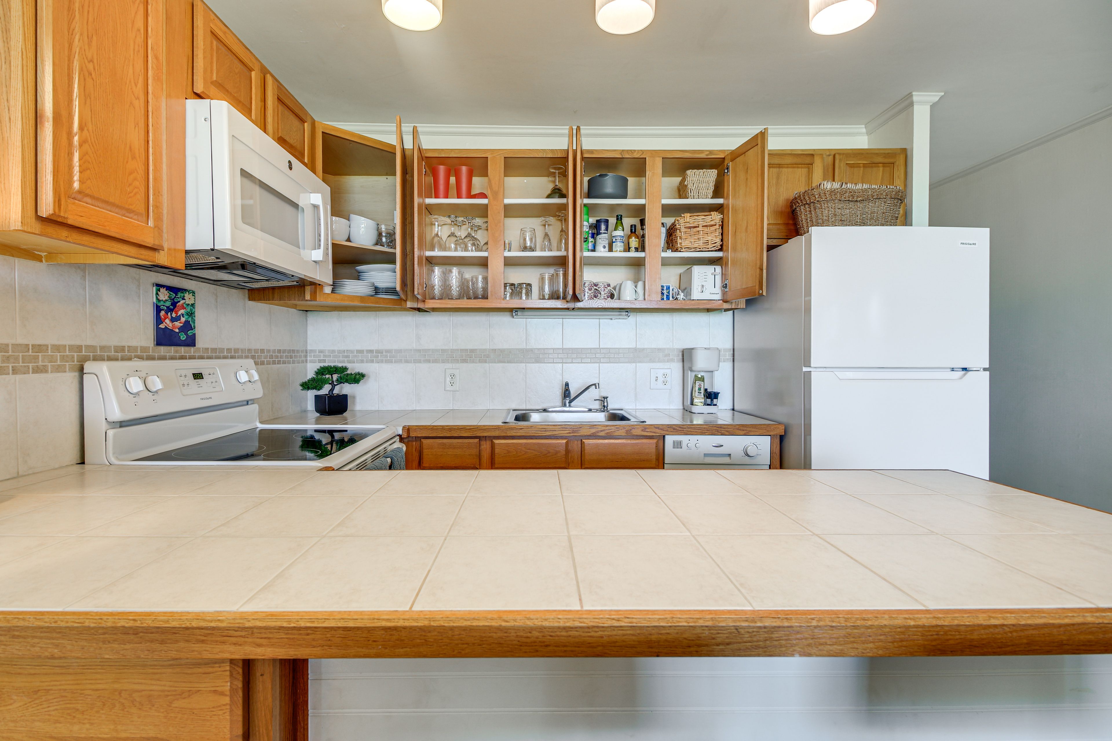 Kitchen | Cooking Basics | Bar Seating