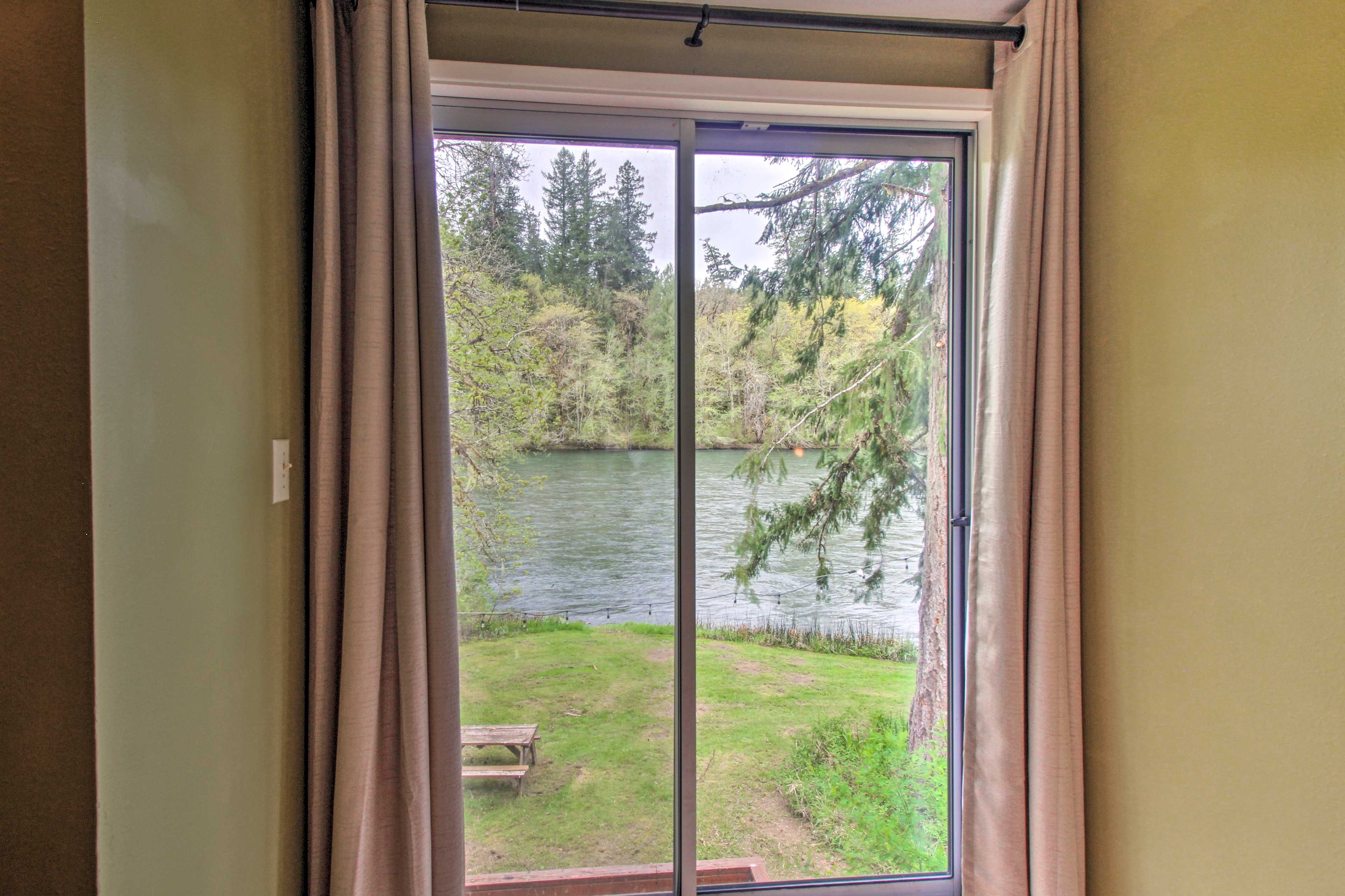 Easily access the river, right outside the back door!