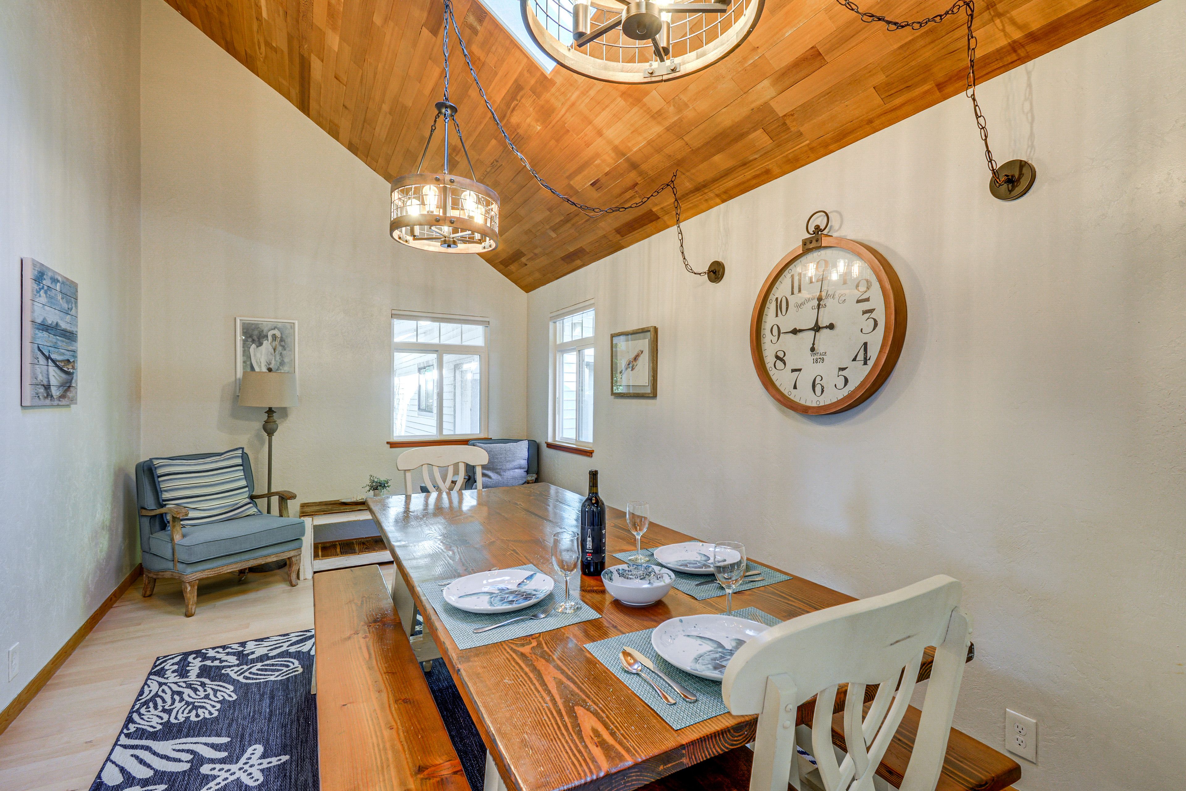 Dining Space | Dishware/Flatware | 1st Floor