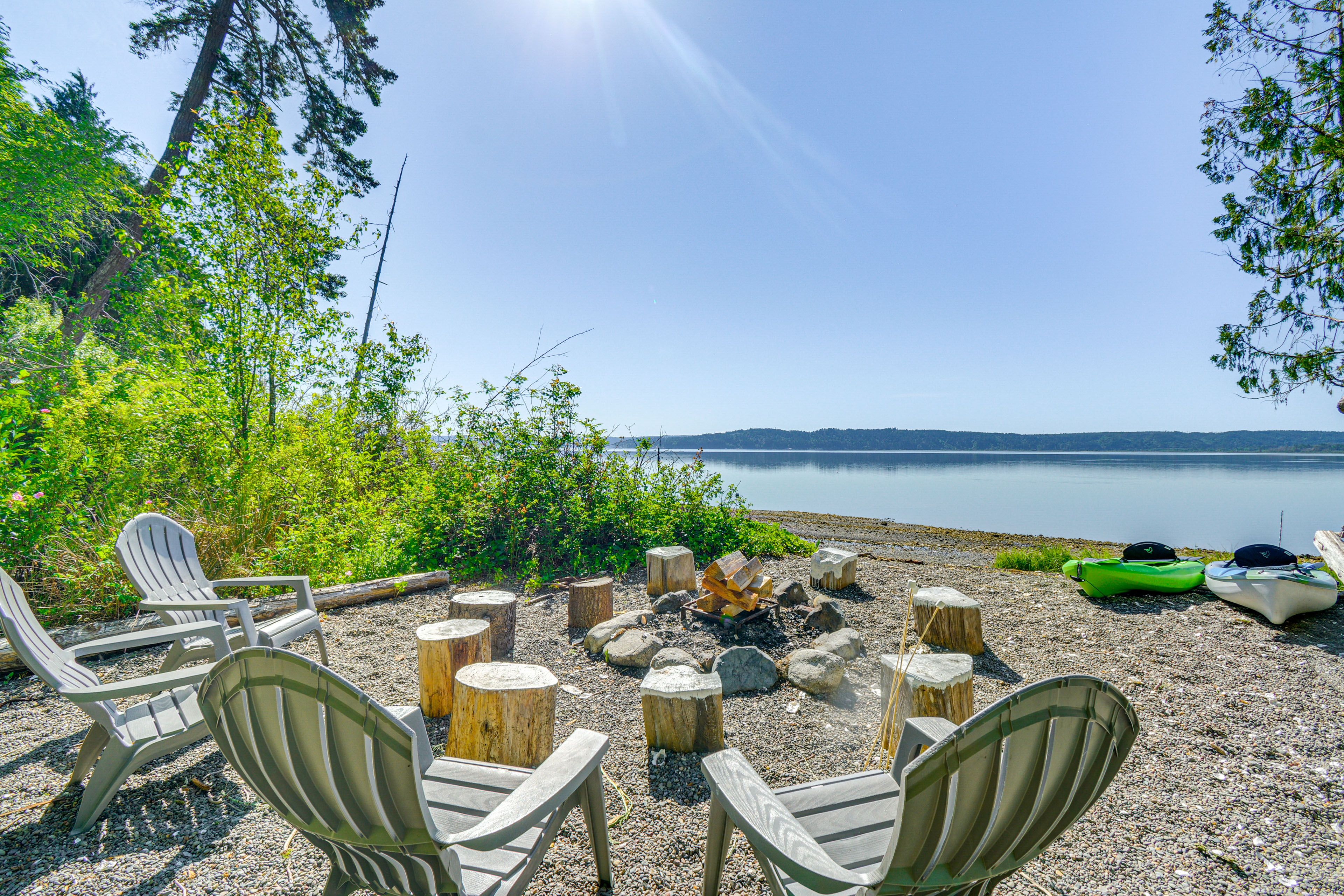 Shelton Vacation Rental | 3BR | 2BA | Steps Required | 1,777 Sq Ft