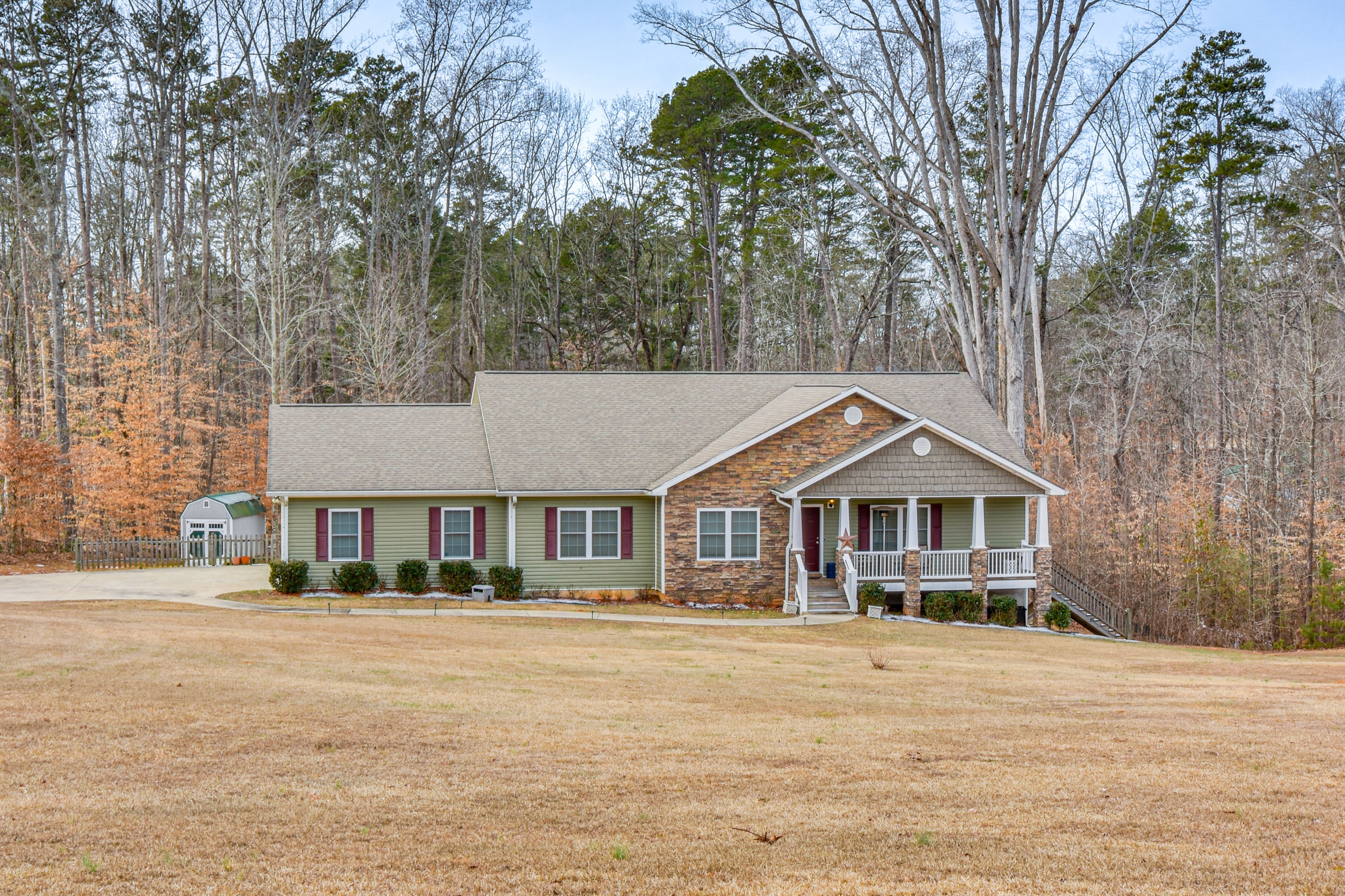 Martin Vacation Rental | 5BR | 2.5BA | 4,500 Sq Ft
