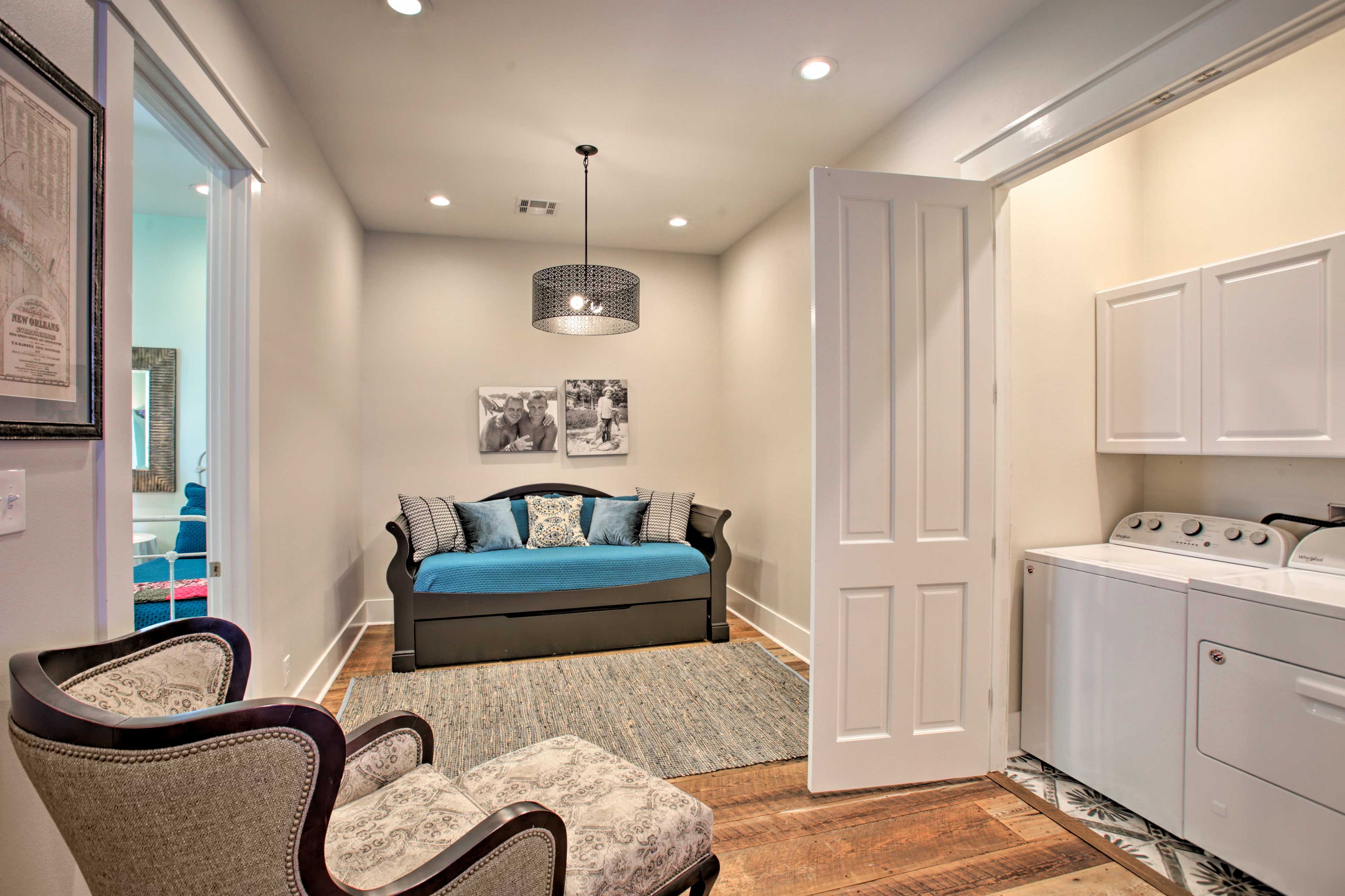 Bonus Sleeping | Twin Daybed | Washer & Dryer | Iron & Board | Laundry Detergent