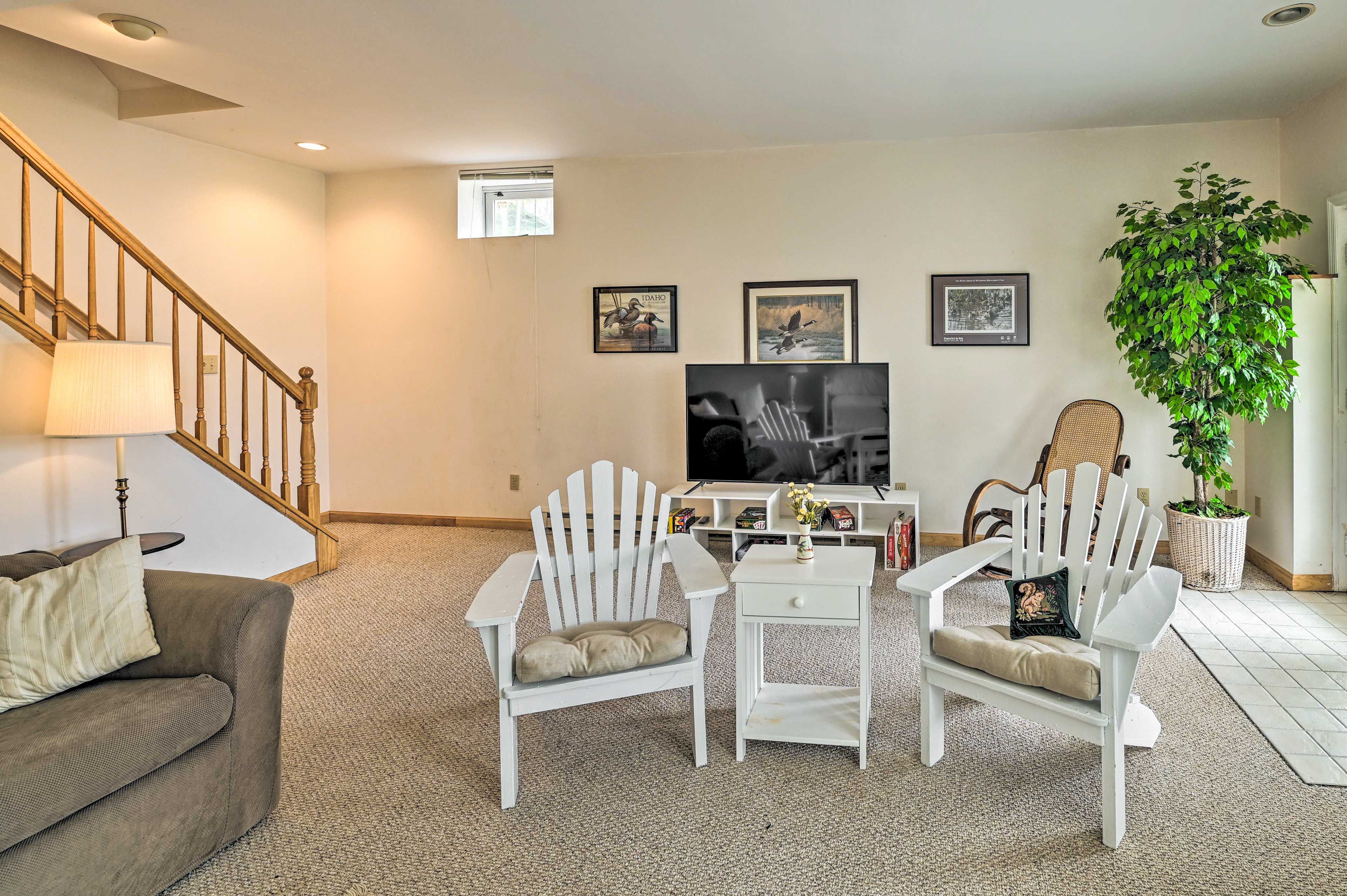 Living Room | Central Heat | Window A/C Units