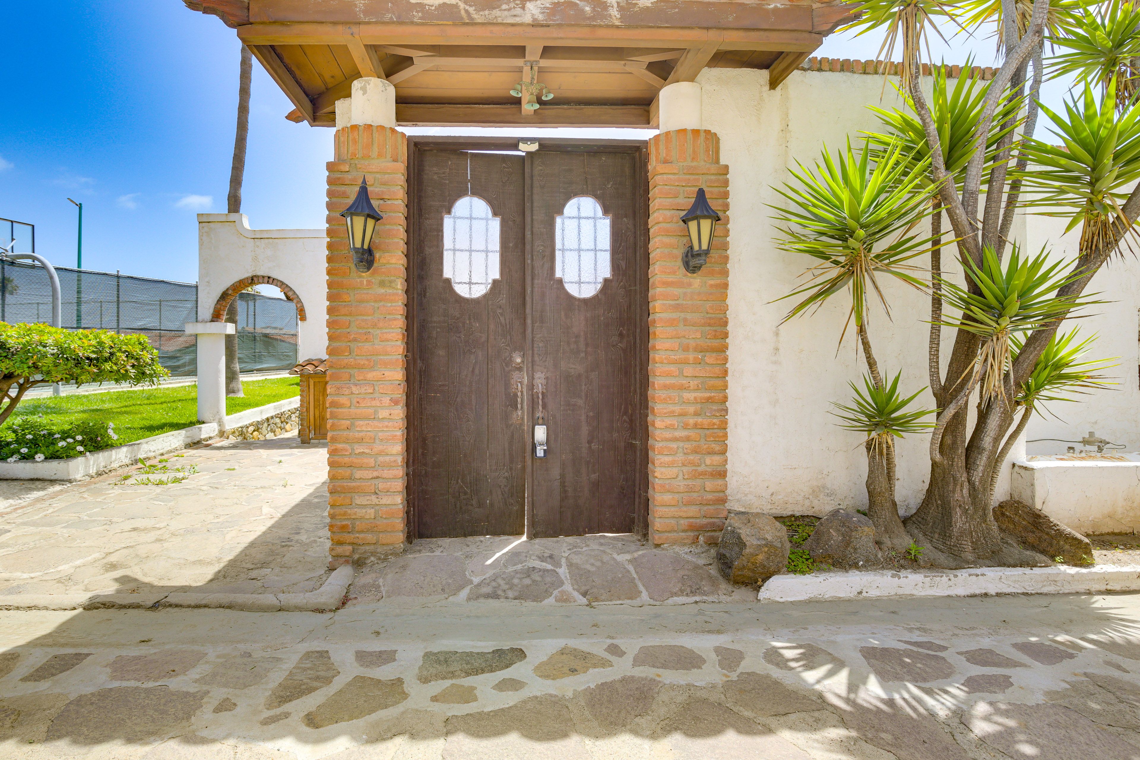 Property Exterior | Parking (1 Vehicle)