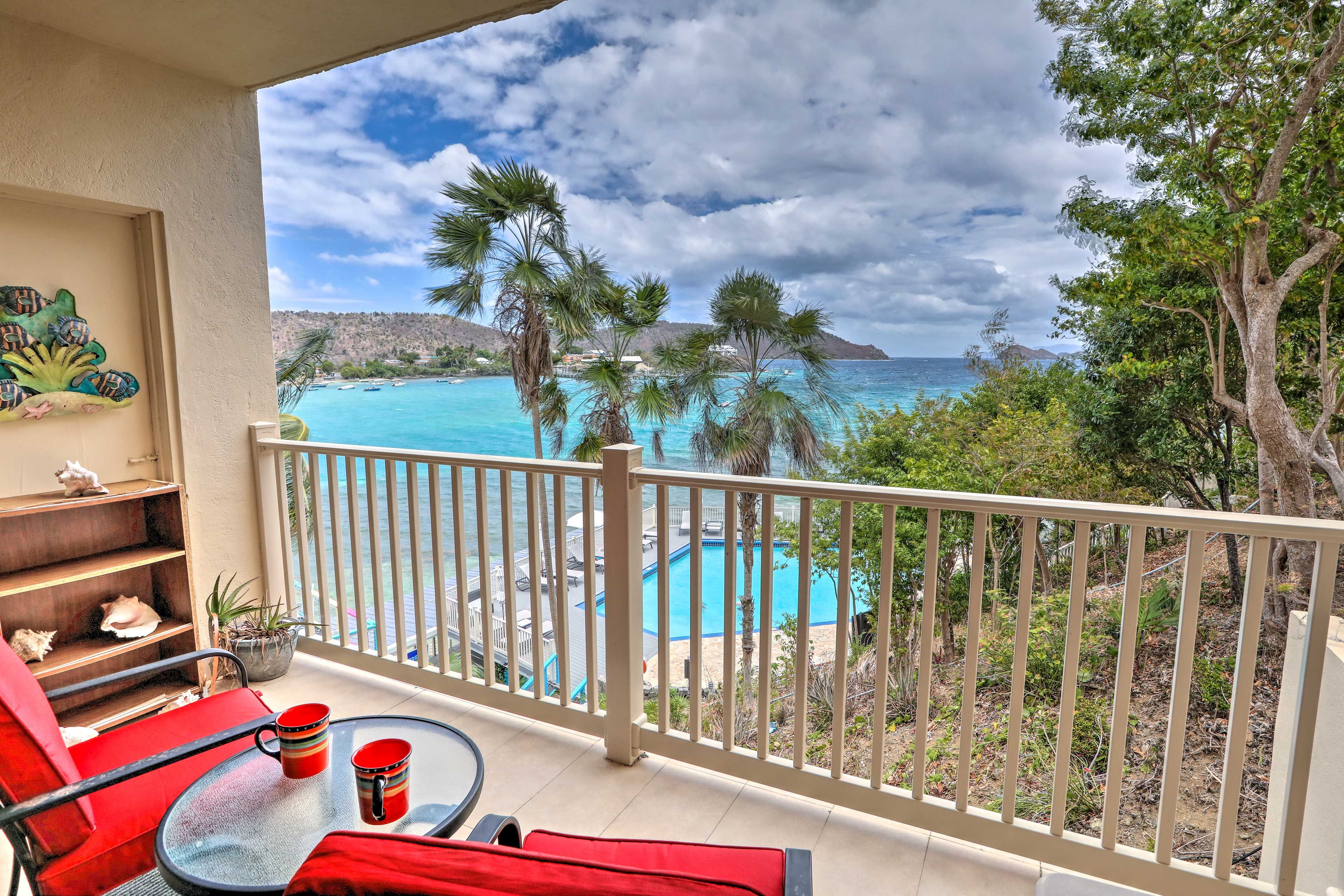 Private Balcony | Dining Table | Ocean Views