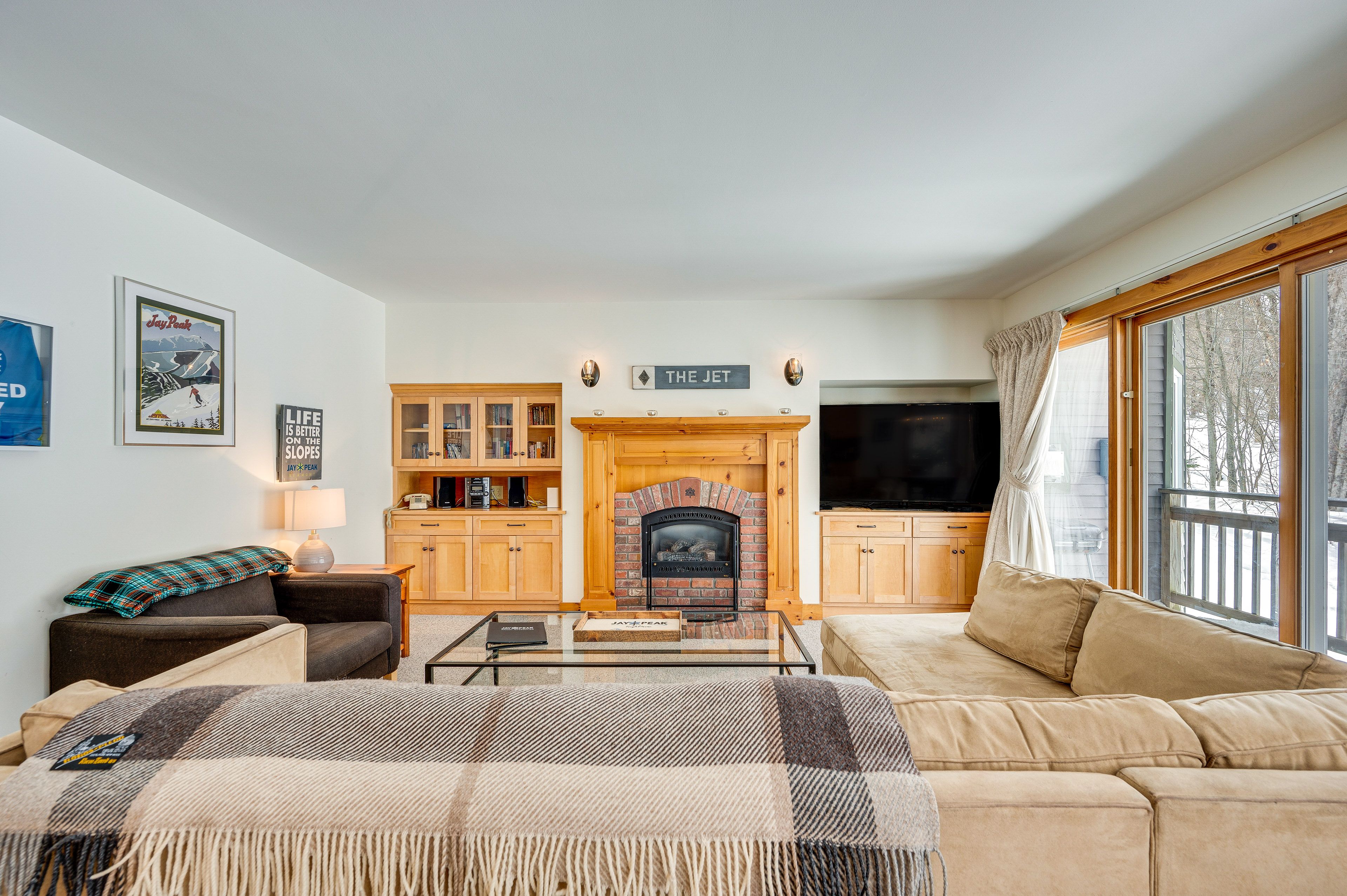 Jay Vacation Rental | 4BR | 3BA | 2,100 Sq Ft | Stairs Required