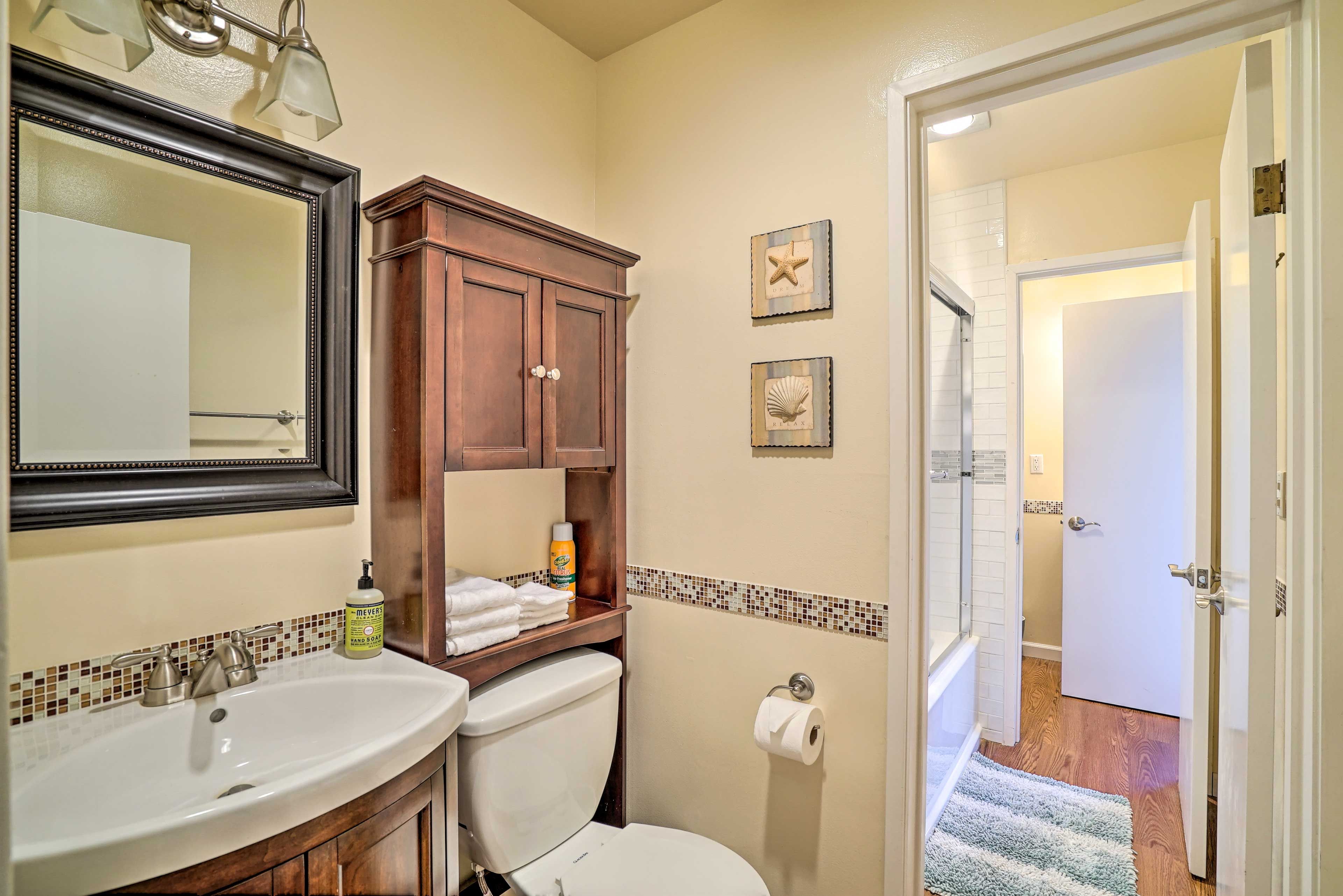 Full Bathroom