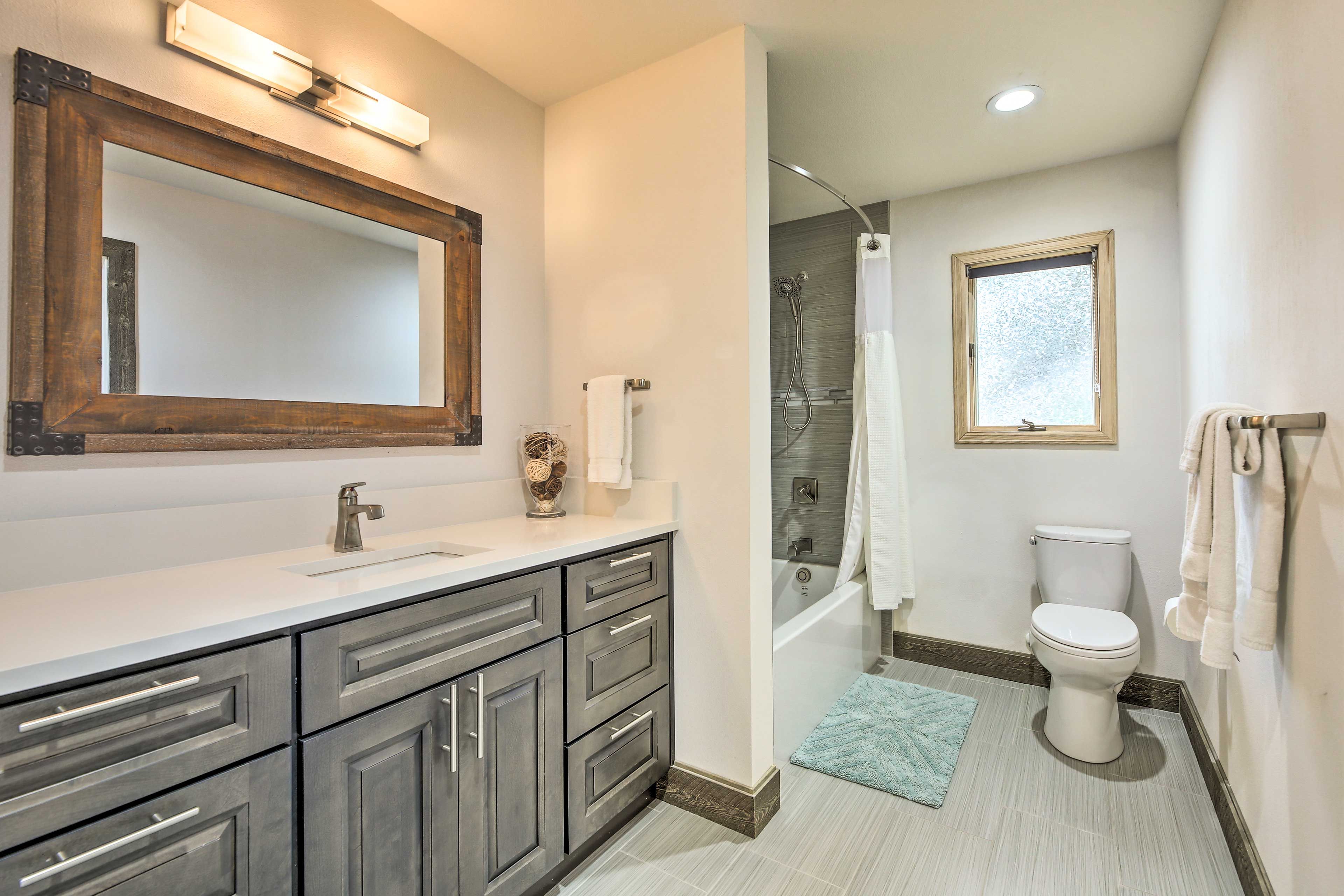 En-Suite Bathroom