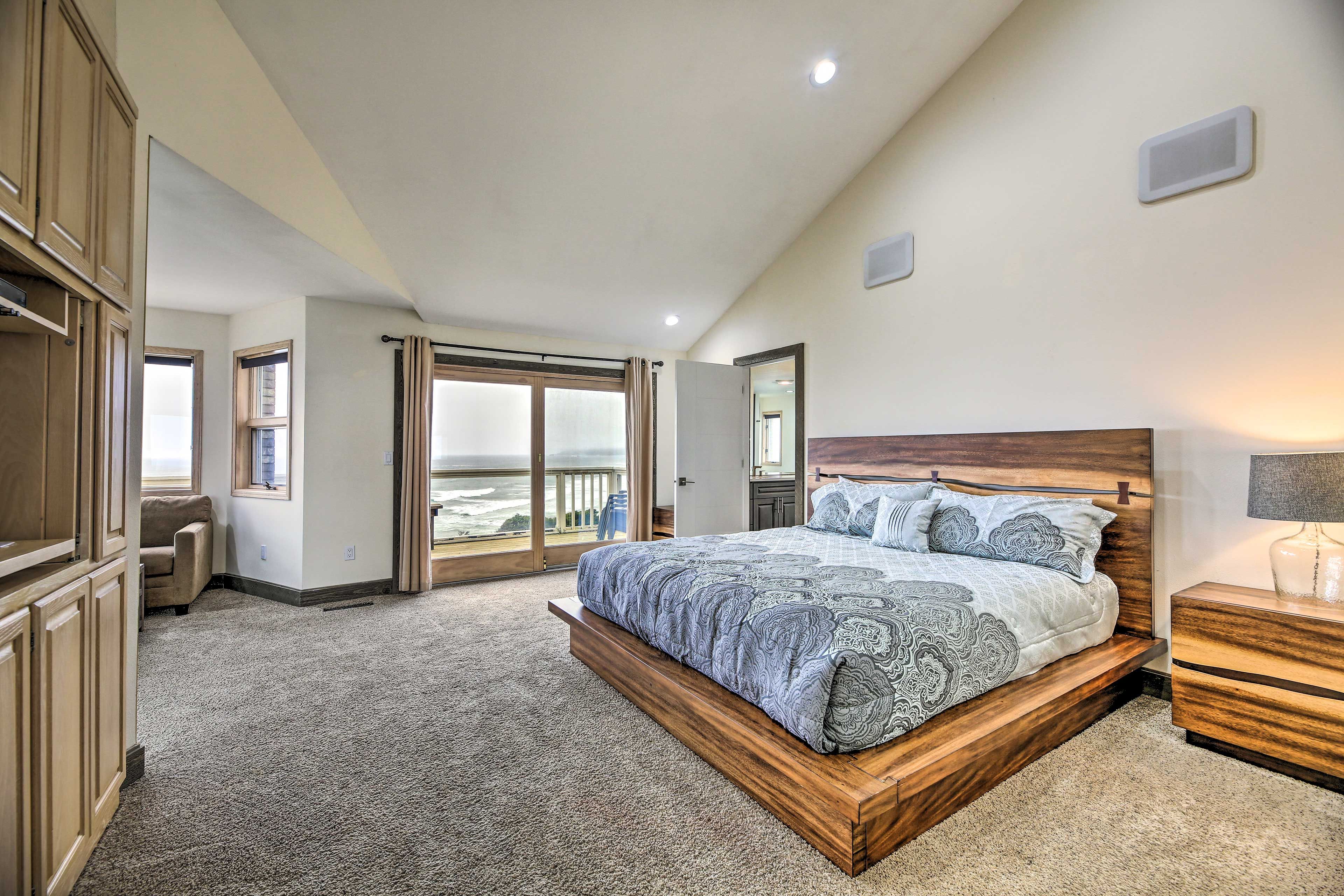 Bedroom 1 | King Bed | Sleeper Sofa | En-Suite Bathroom