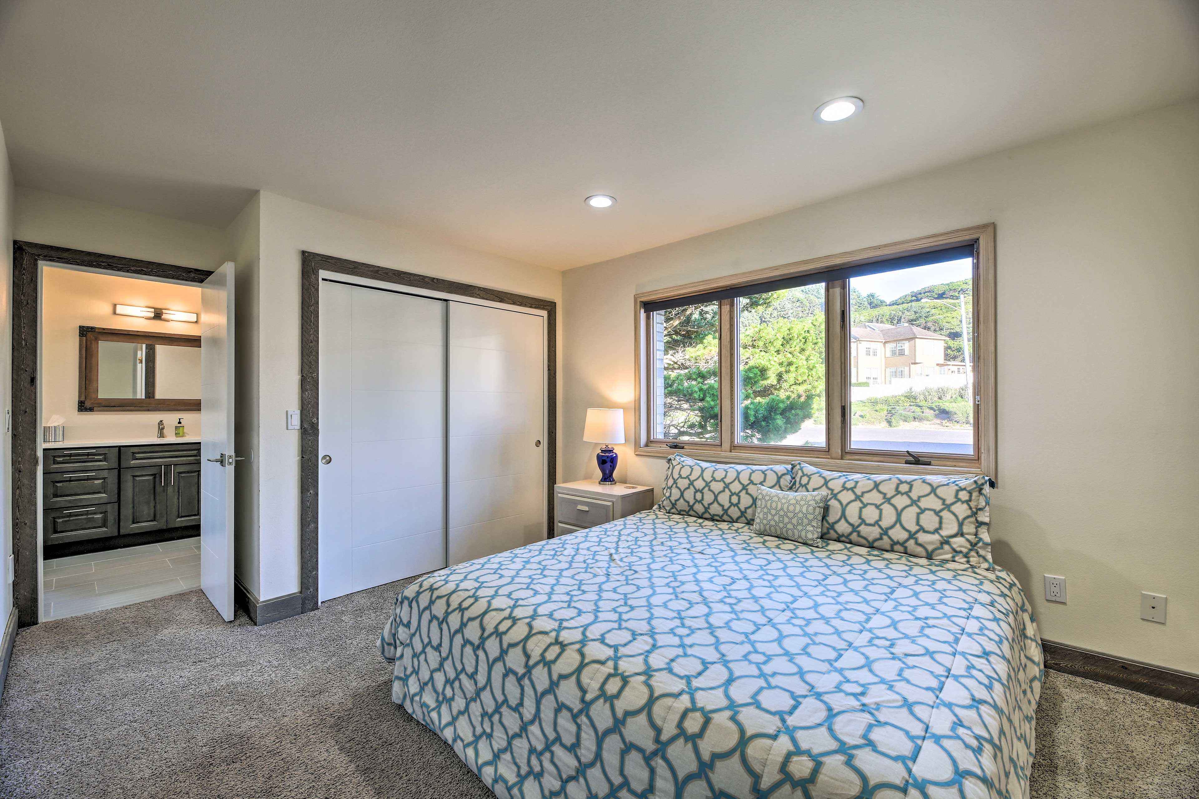 Bedroom 3 | King Bed