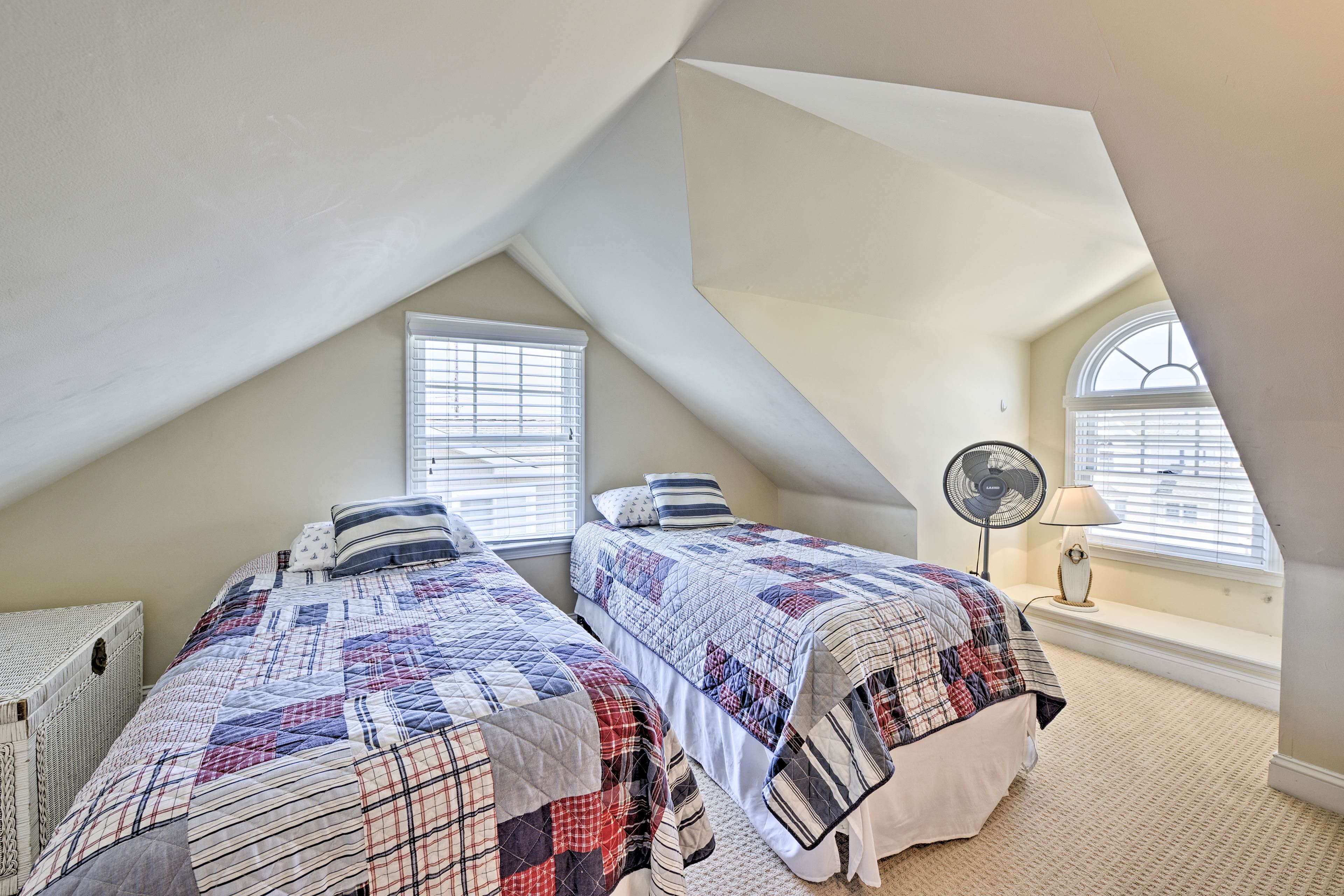 Bedroom 4 | 2 Twin Beds