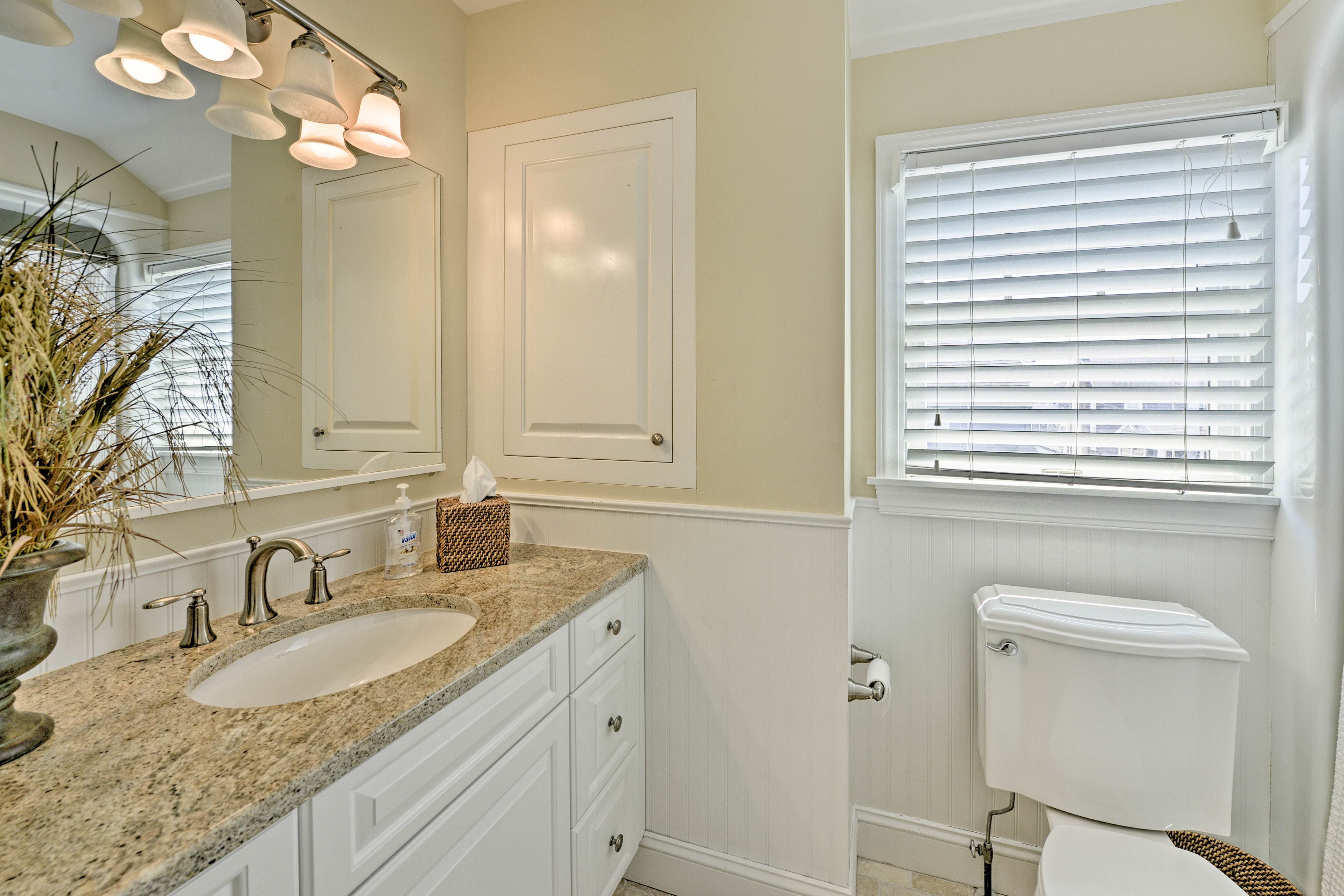 Full Bathroom