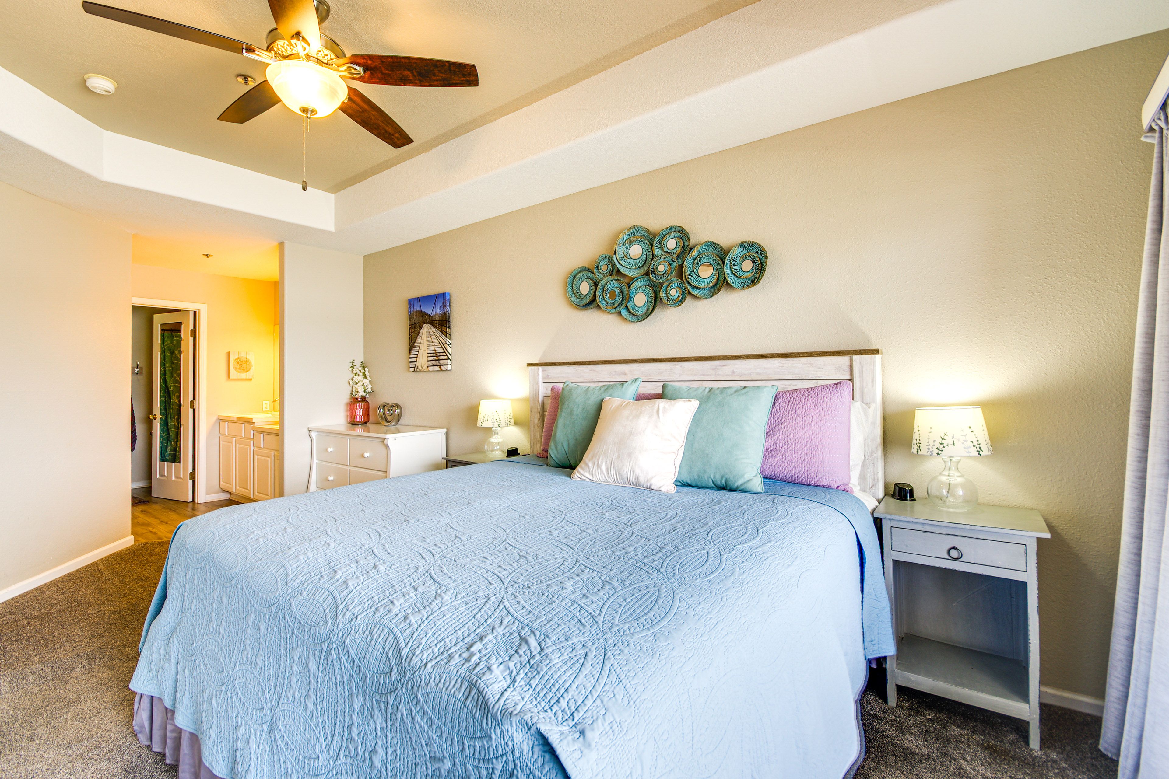 Bedroom 1 | King Bed | Linens Provided