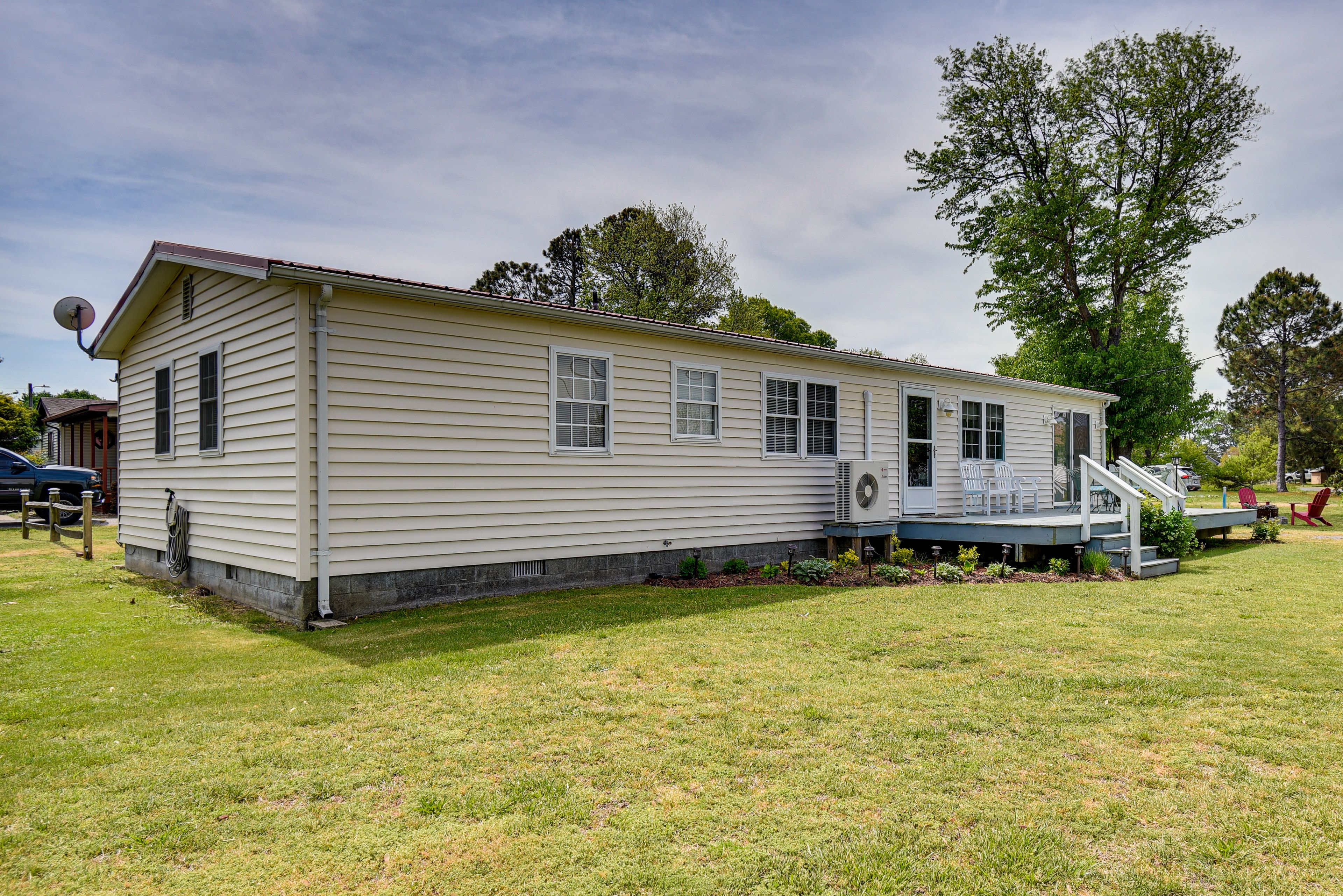 Parking | Driveway (2 Vehicles) | RV Parking Available