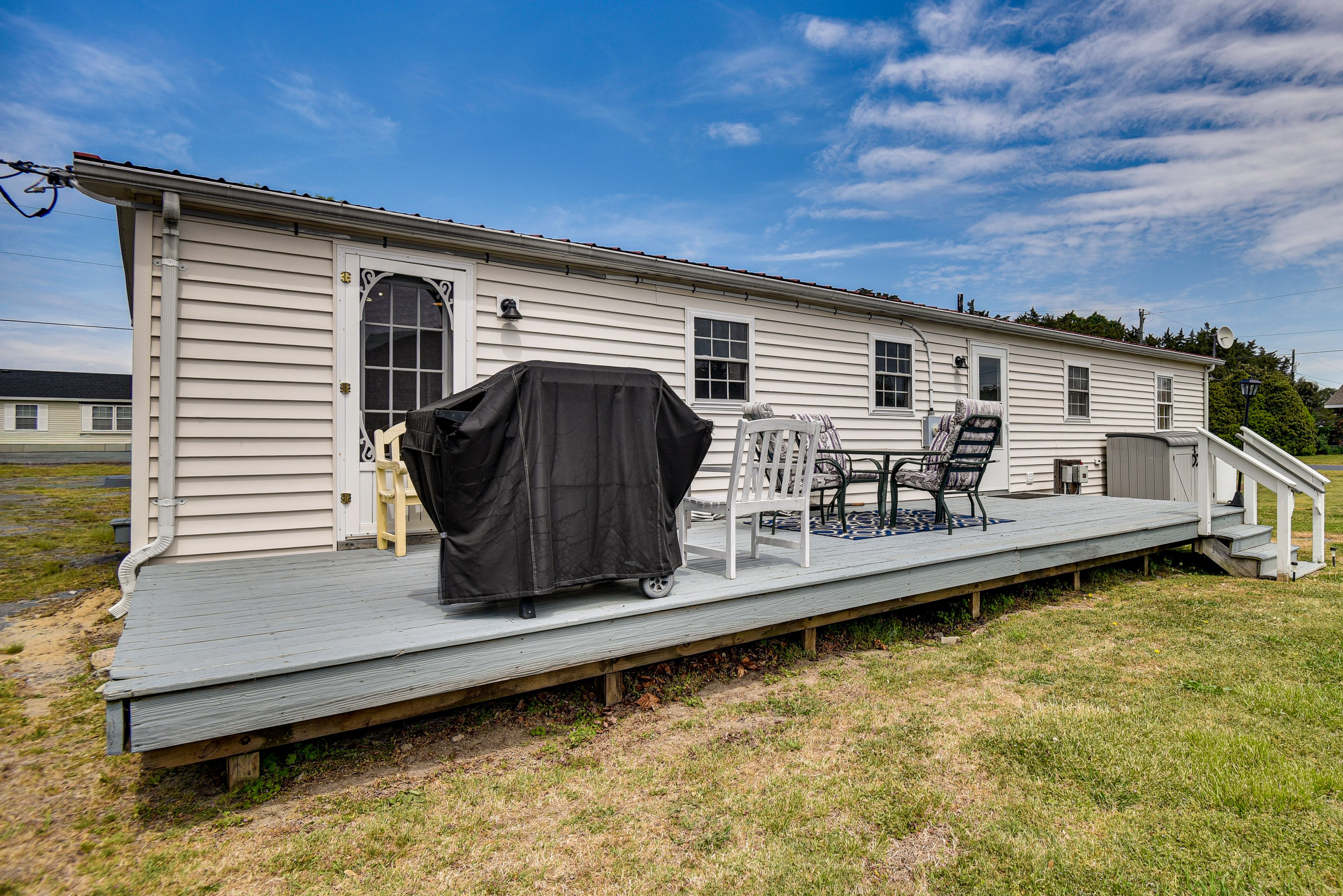 Furnished Deck