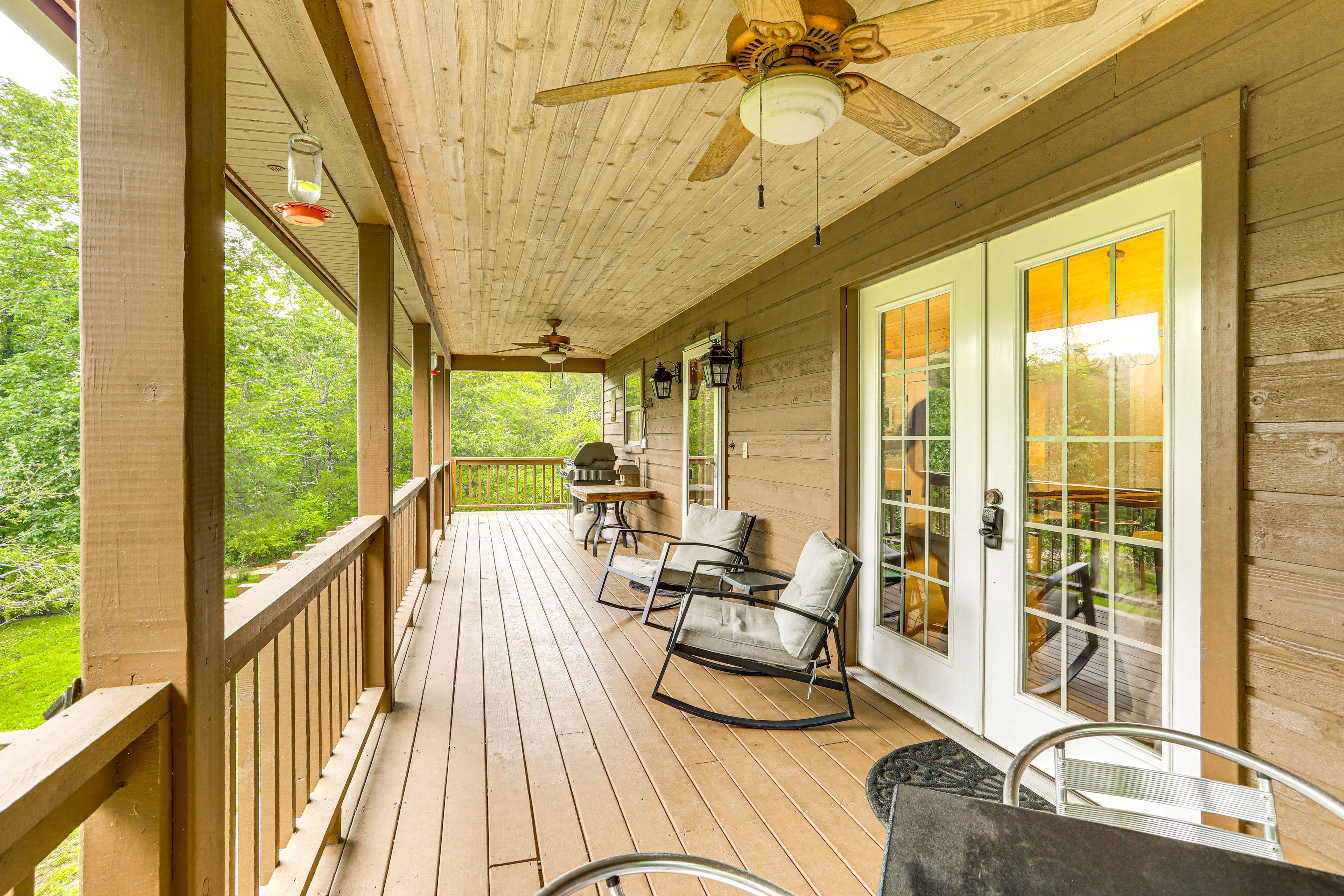 Deck | Gas Grill