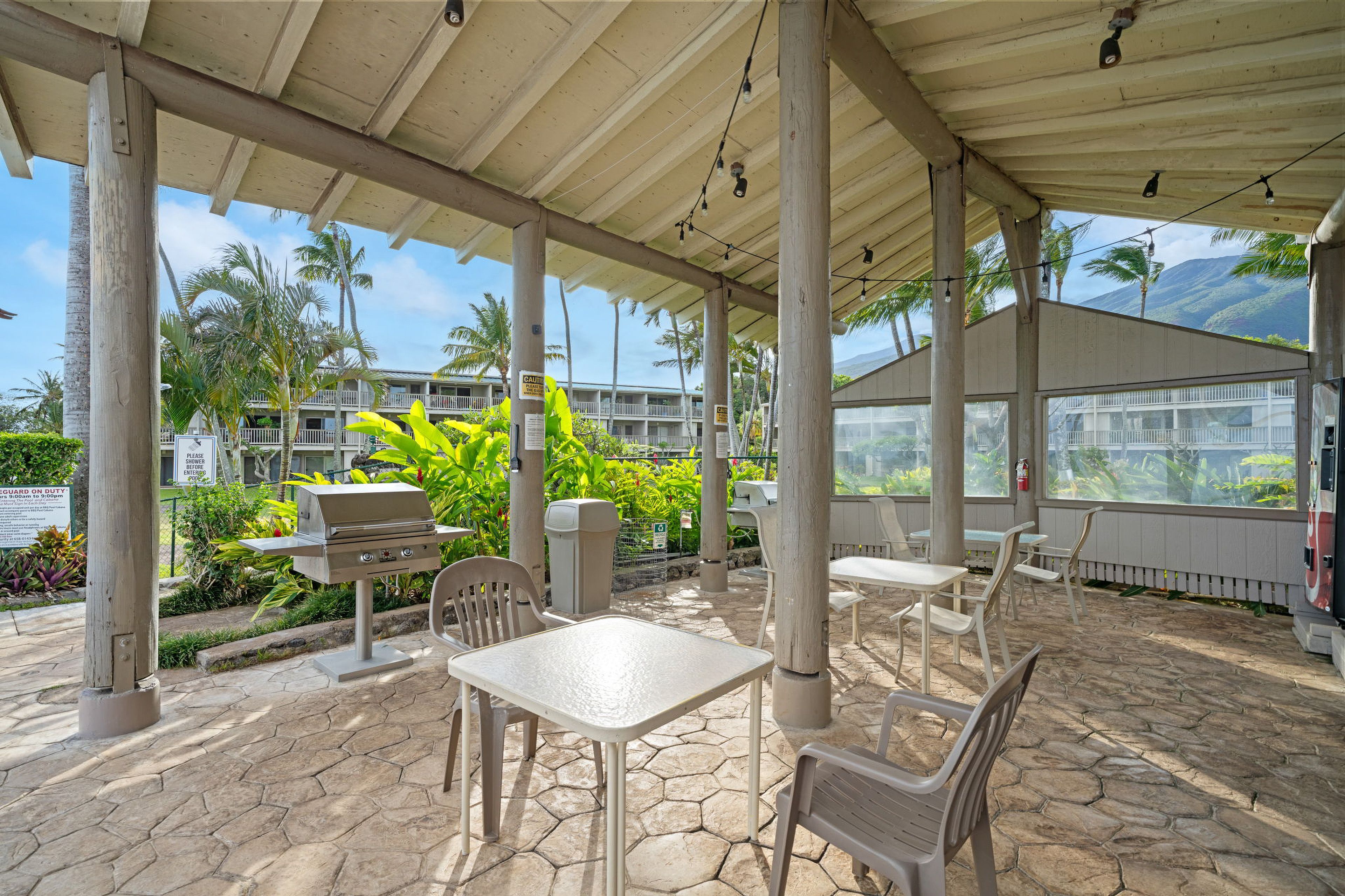 Wavecrest Resort | Community Grilling Area