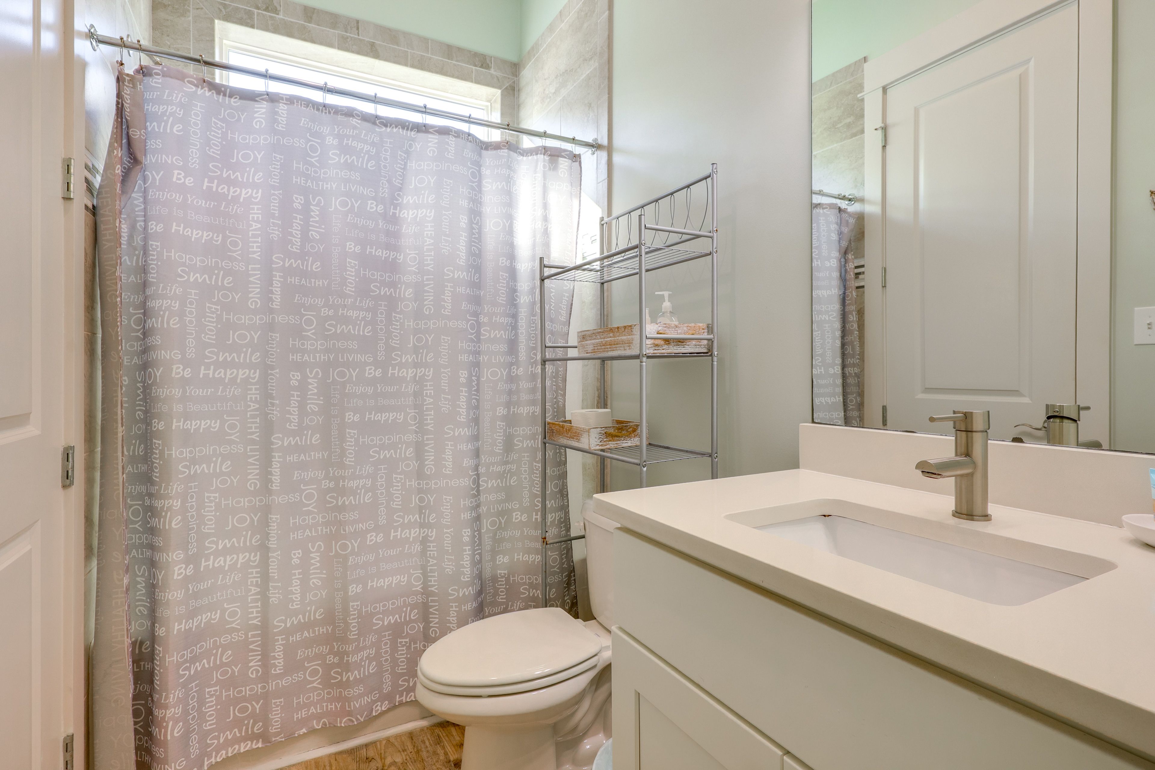 Full Bathroom | Linens & Towels