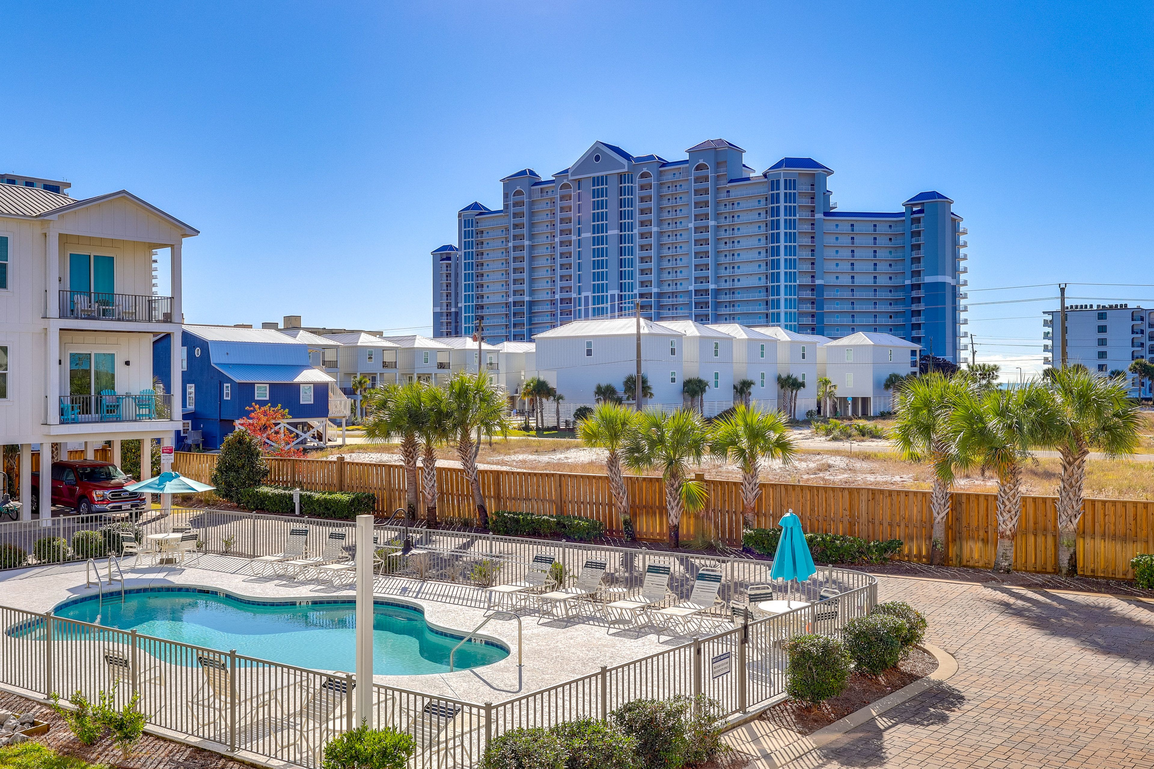 Balcony | Pool Views