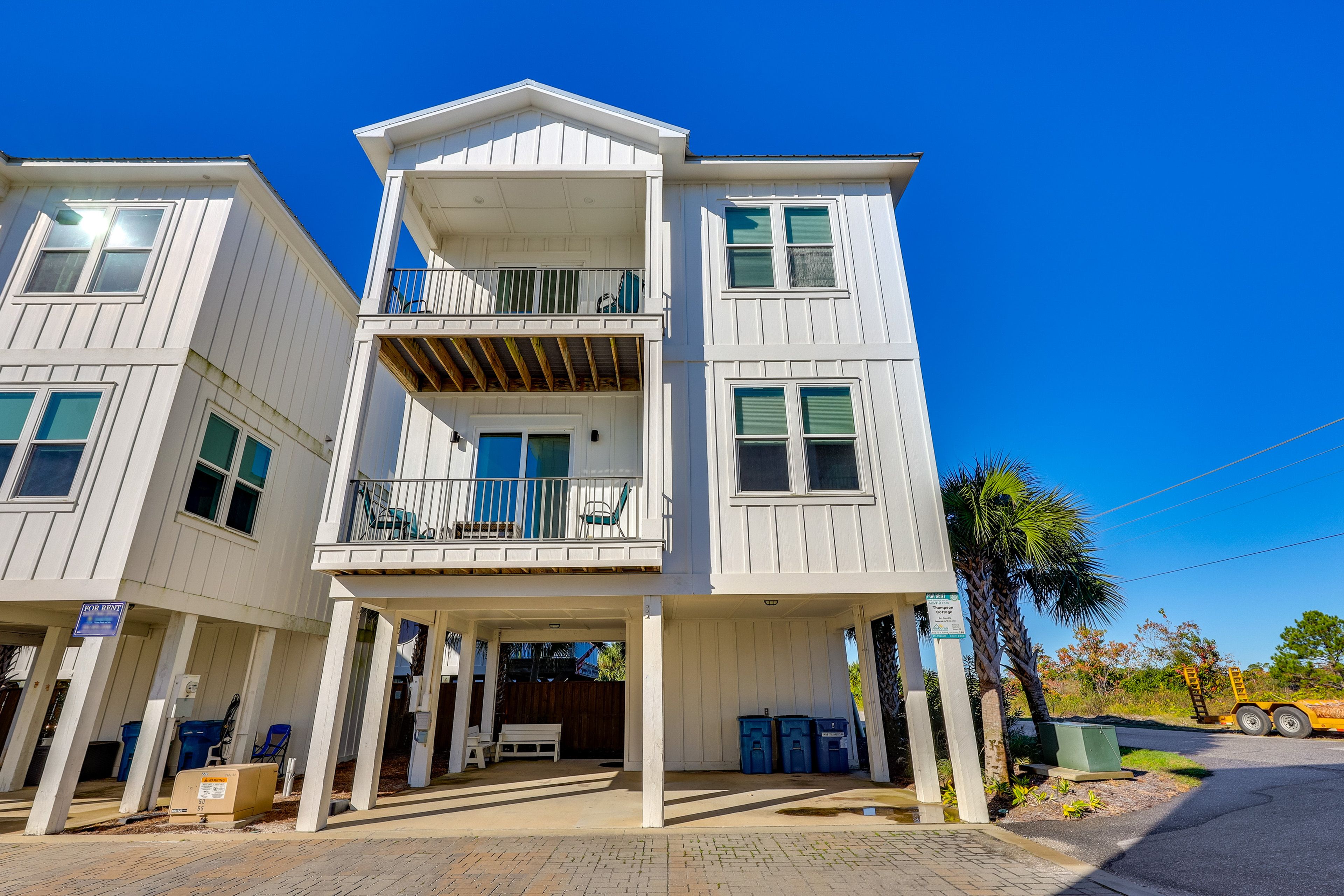 Parking | Covered Driveway (2 Vehicles)