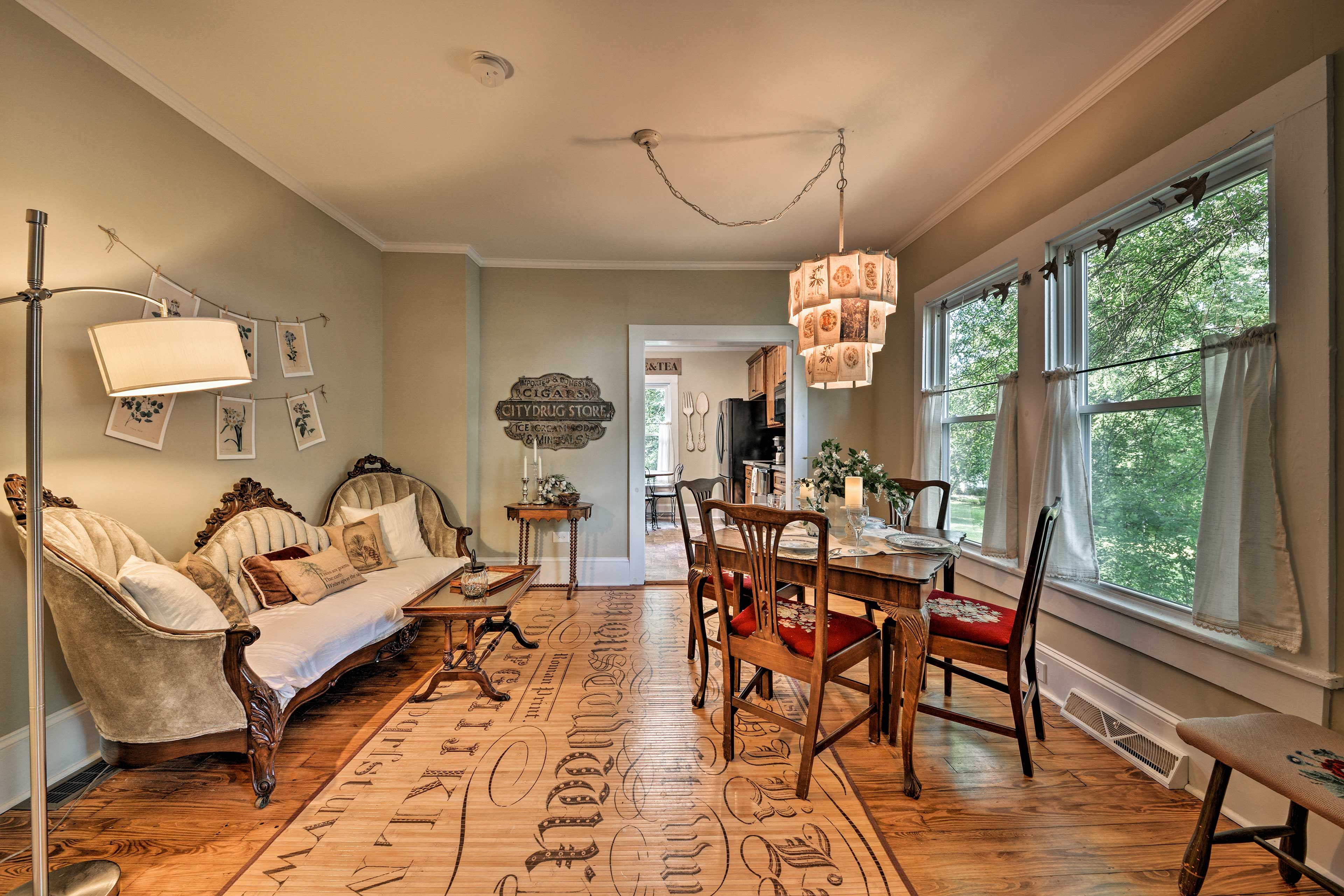 Dining Area | Dishware & Flatware
