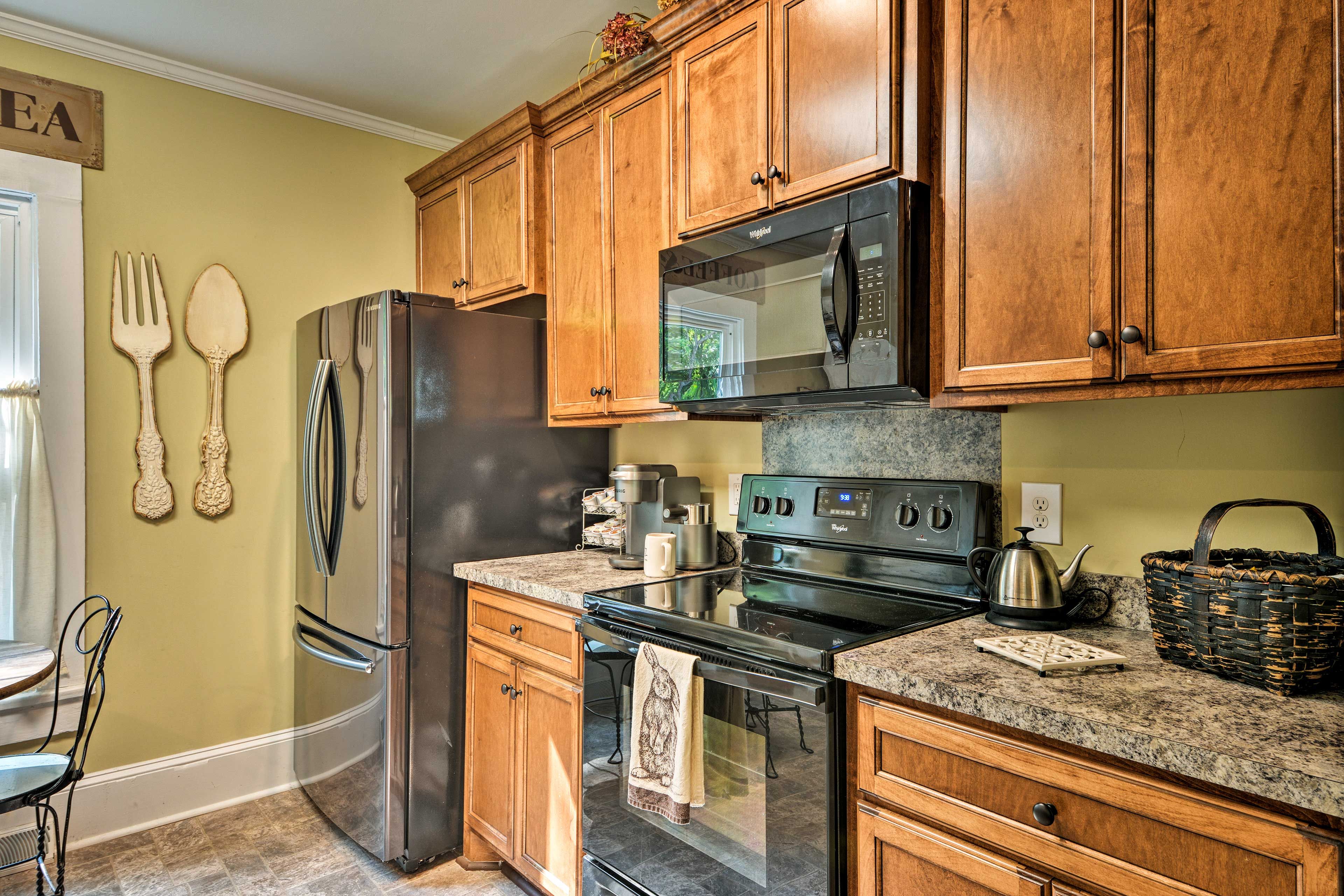 Kitchen | Blender | Keurig Coffee Maker | Cooking Basics