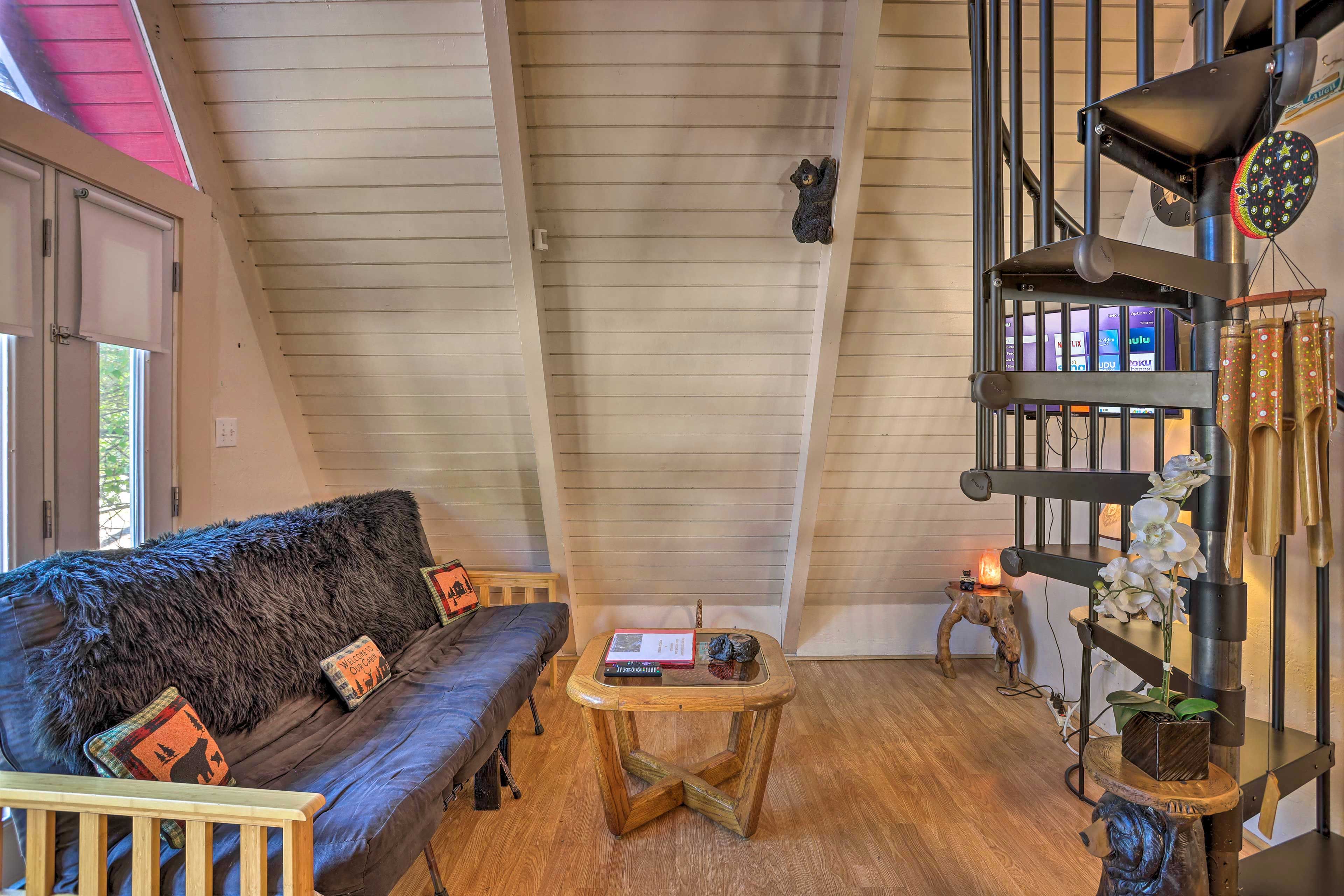 Big Bear Vacation Rental Cabin | 1BR | 1BA | 528 Sq Ft | Steps Required