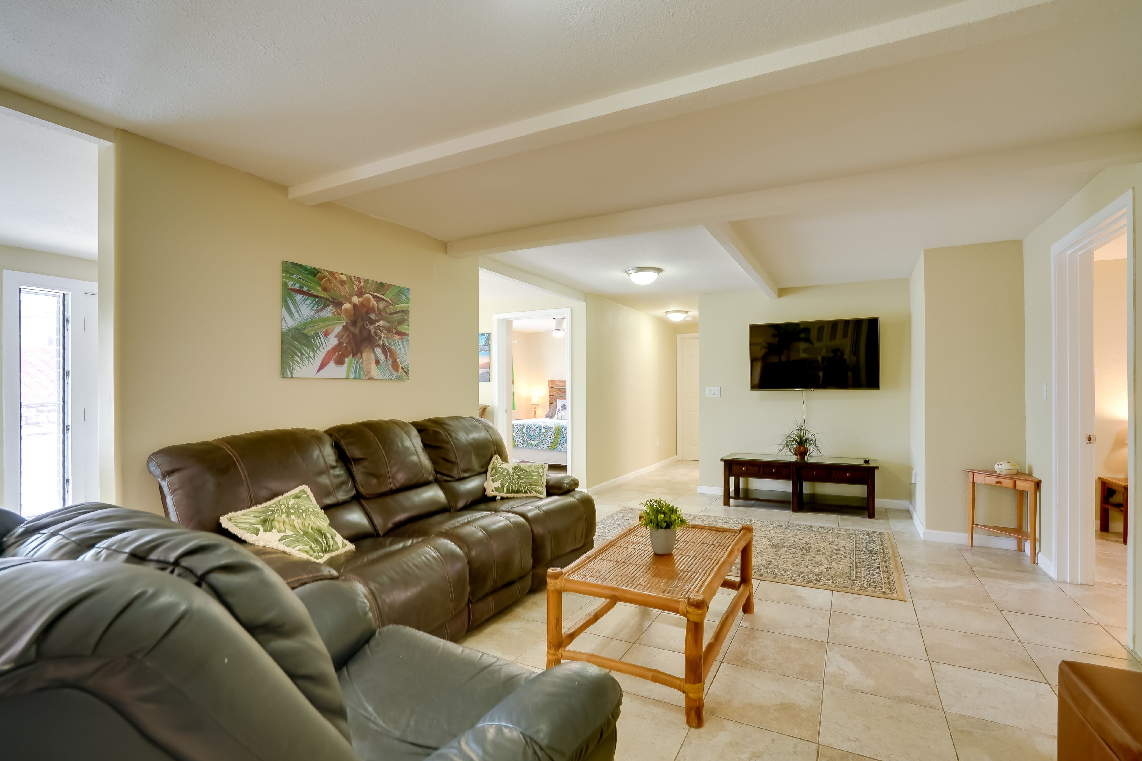 Living Room | Smart TV